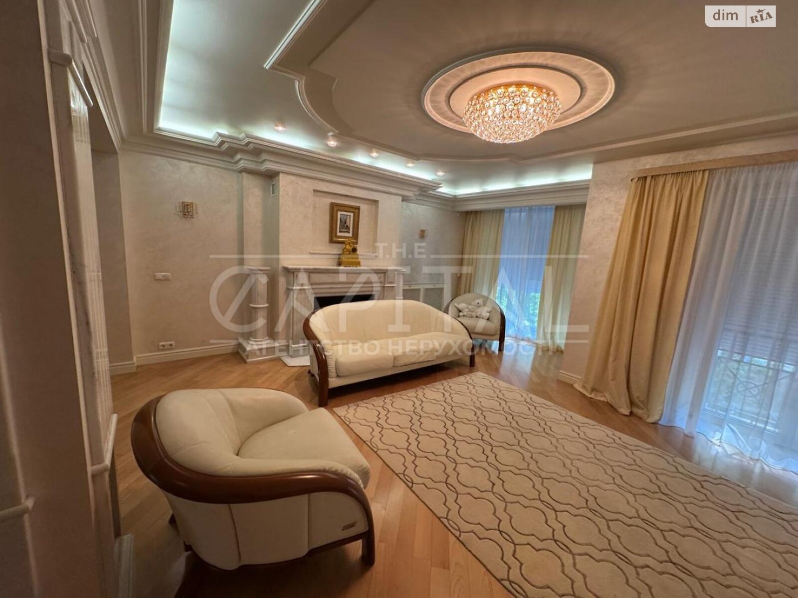 трехэтажный таунхаус, 320 кв. м, кирпич. Продажа в Киеве район Лукьяновка фото 1 трехэтажный таунхаус, 320 кв. м, кирпич. Продажа в Киеве район Лукьяновка фото 1