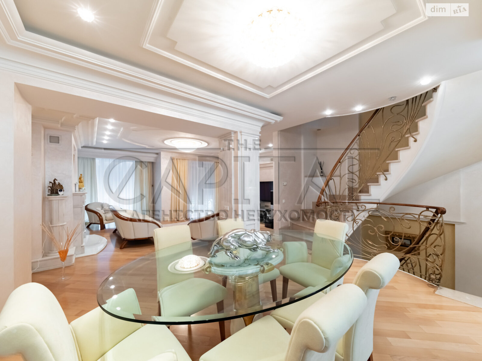 чотириповерховий таунхаус, 319.3 кв. м, цегла. Продаж в Києві, район Лук’янівка фото 1 чотириповерховий таунхаус, 319.3 кв. м, цегла. Продаж в Києві, район Лук’янівка фото 1