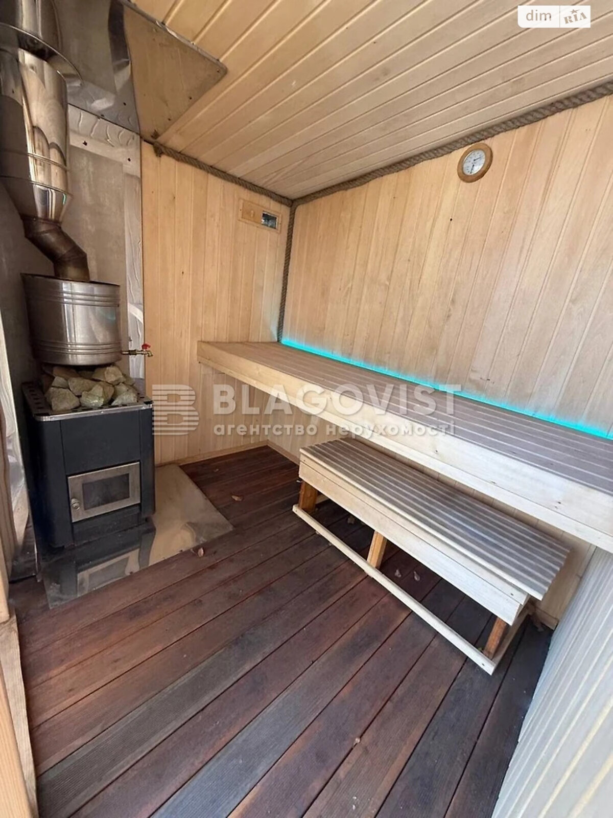 двухэтажный таунхаус, 109.4 кв. м, кирпич. Продажа в Киеве район Нижние сады фото 1 двухэтажный таунхаус, 109.4 кв. м, кирпич. Продажа в Киеве район Нижние сады фото 1