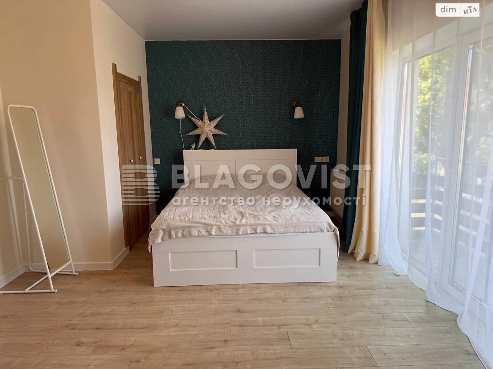 двухэтажный таунхаус, 109.4 кв. м, кирпич. Продажа в Киеве район Нижние сады фото 1 двухэтажный таунхаус, 109.4 кв. м, кирпич. Продажа в Киеве район Нижние сады фото 1