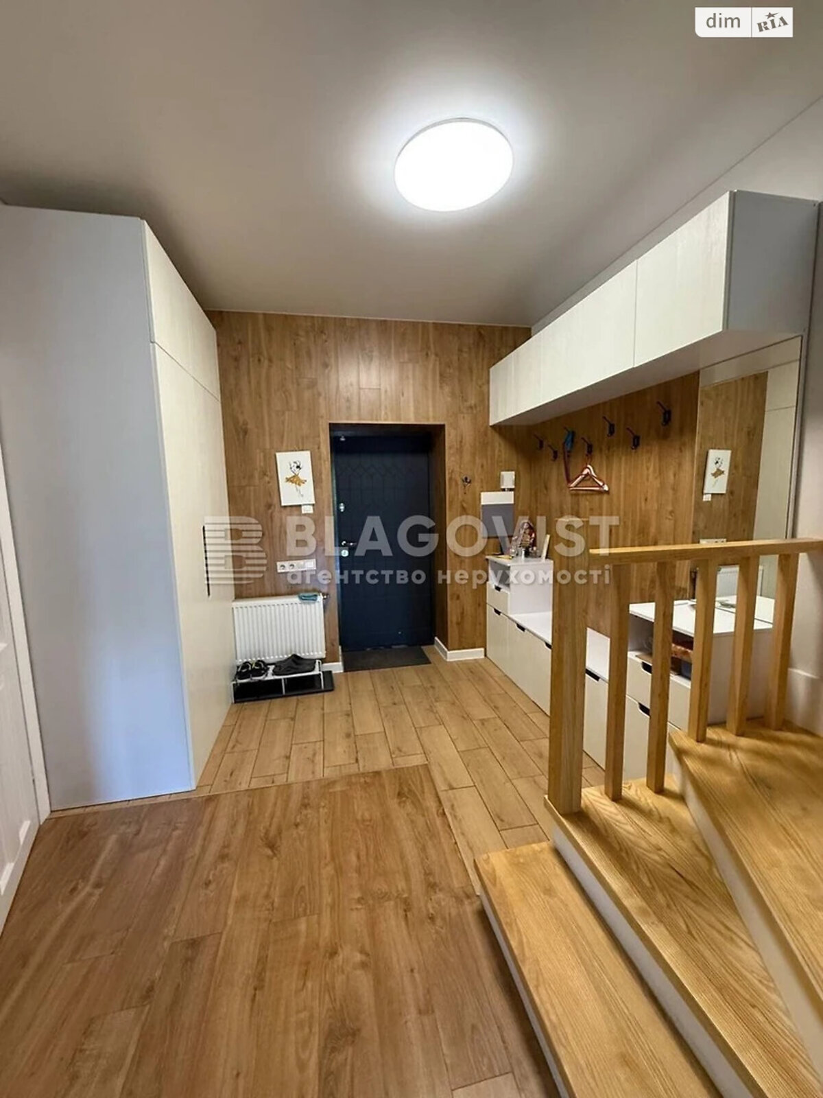 двухэтажный таунхаус, 109.4 кв. м, кирпич. Продажа в Киеве район Нижние сады фото 1 двухэтажный таунхаус, 109.4 кв. м, кирпич. Продажа в Киеве район Нижние сады фото 1