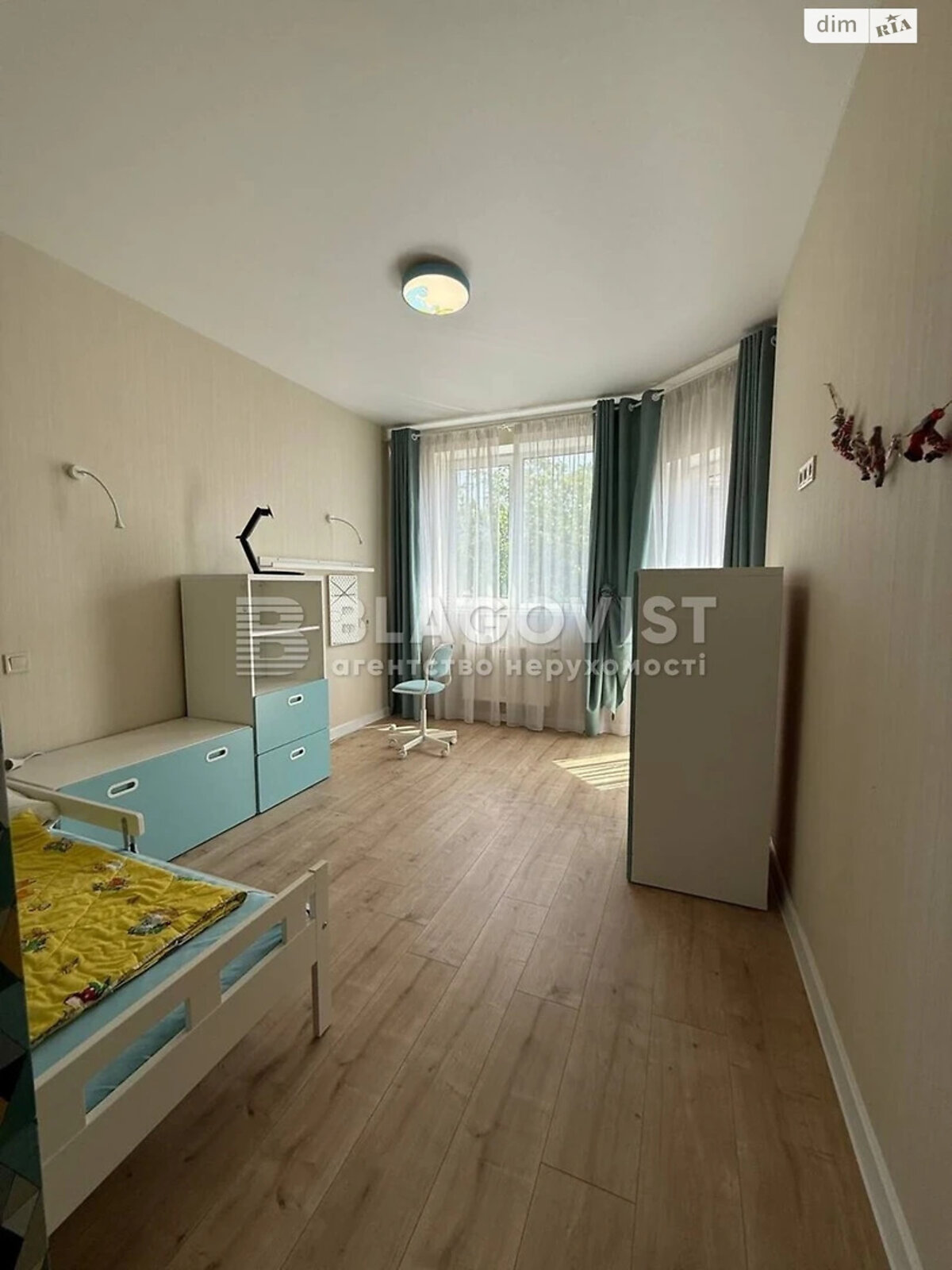 двухэтажный таунхаус, 109.4 кв. м, кирпич. Продажа в Киеве район Нижние сады фото 1 двухэтажный таунхаус, 109.4 кв. м, кирпич. Продажа в Киеве район Нижние сады фото 1