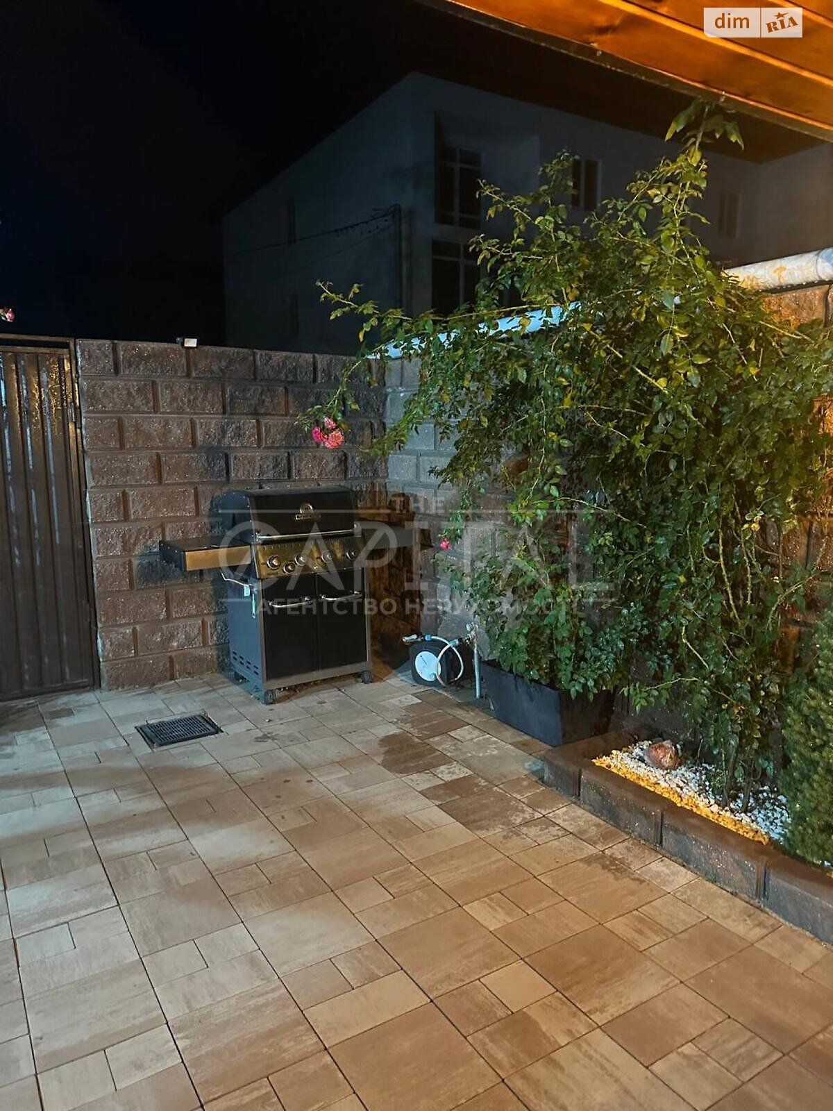 двухэтажный таунхаус, 100 кв. м, кирпич. Продажа в Киеве район Новая Дарница фото 1 двухэтажный таунхаус, 100 кв. м, кирпич. Продажа в Киеве район Новая Дарница фото 1