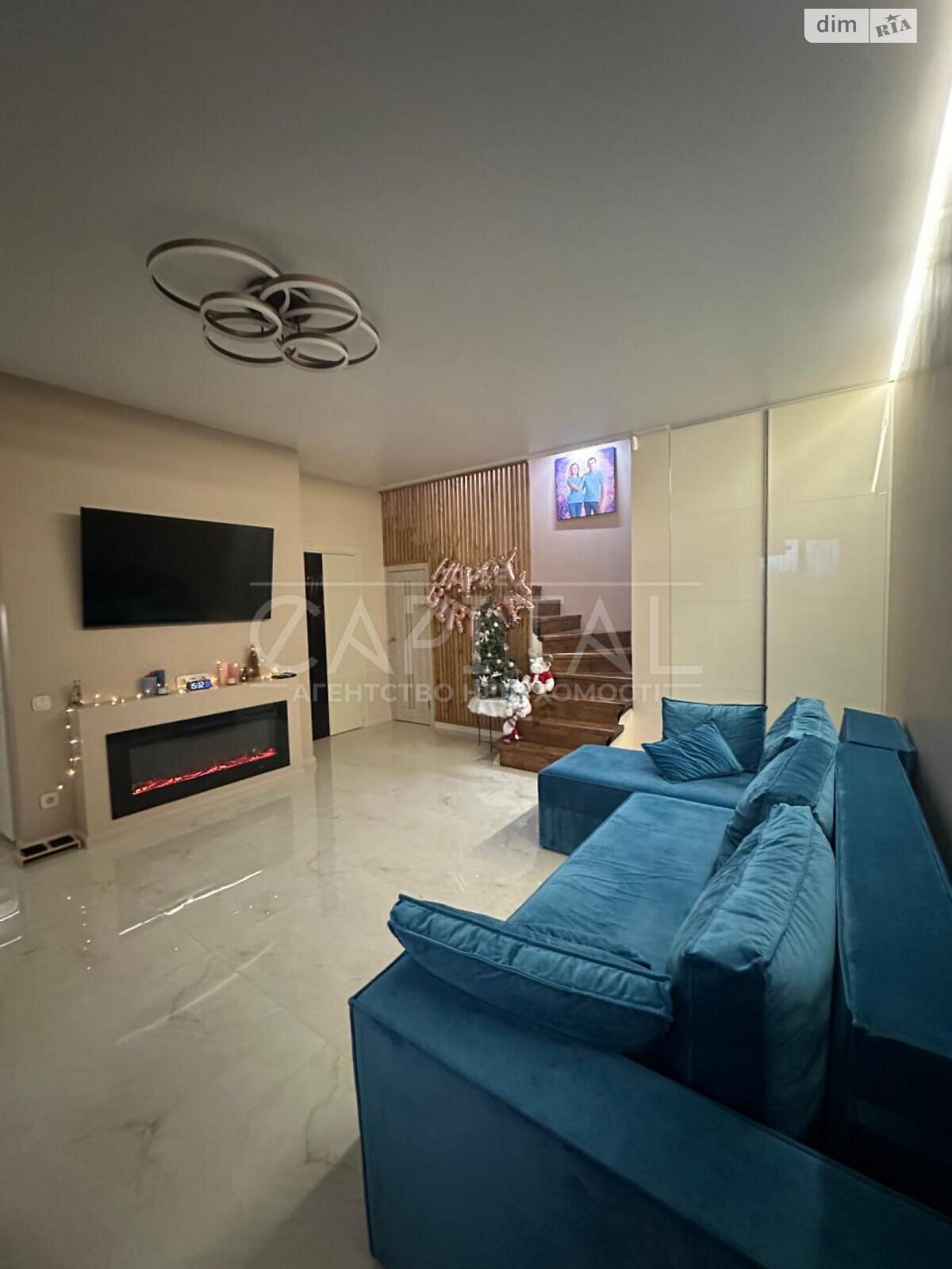 двухэтажный таунхаус, 100 кв. м, кирпич. Продажа в Киеве район Новая Дарница фото 1 двухэтажный таунхаус, 100 кв. м, кирпич. Продажа в Киеве район Новая Дарница фото 1