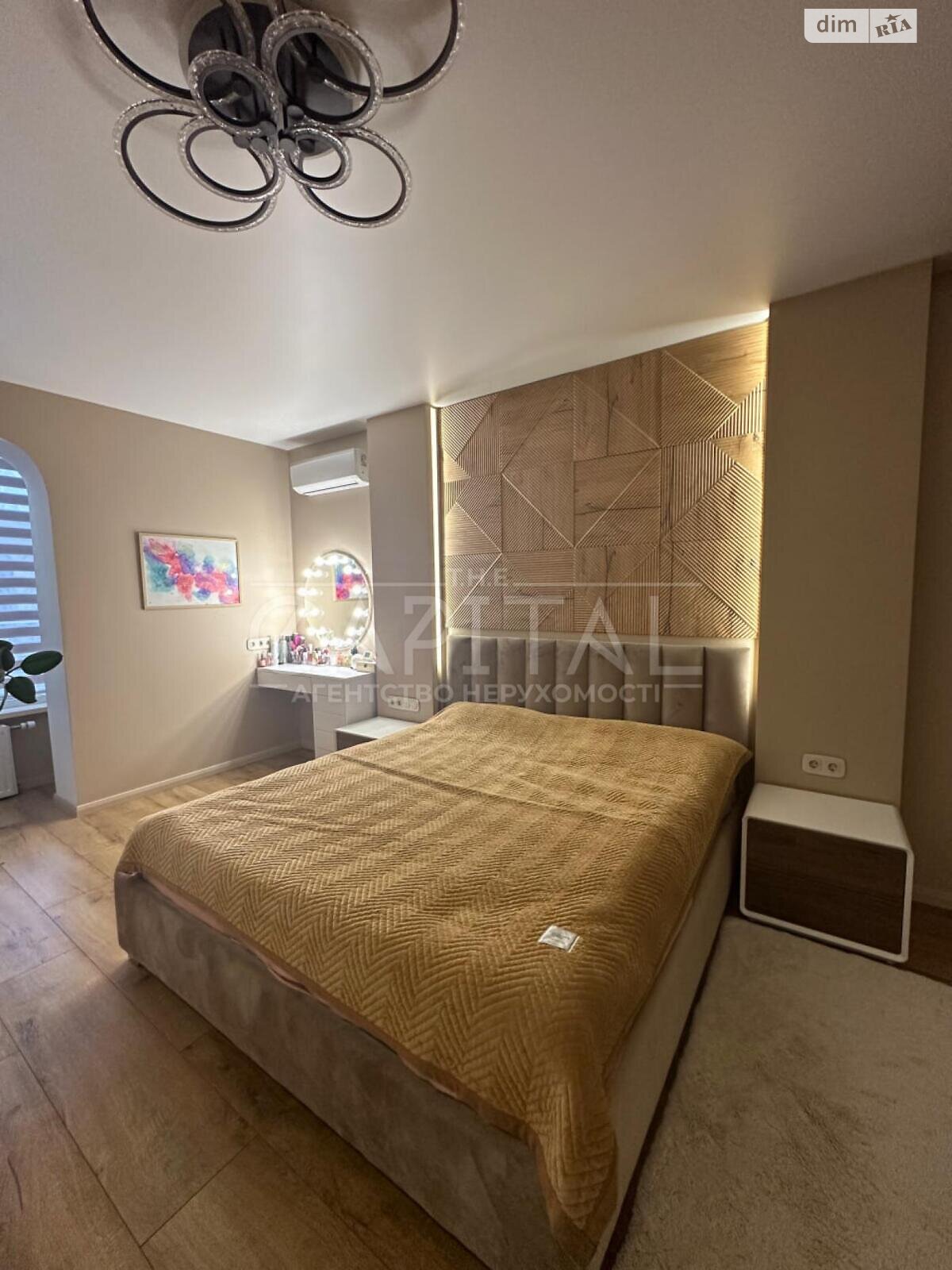 двухэтажный таунхаус, 100 кв. м, кирпич. Продажа в Киеве район Новая Дарница фото 1 двухэтажный таунхаус, 100 кв. м, кирпич. Продажа в Киеве район Новая Дарница фото 1