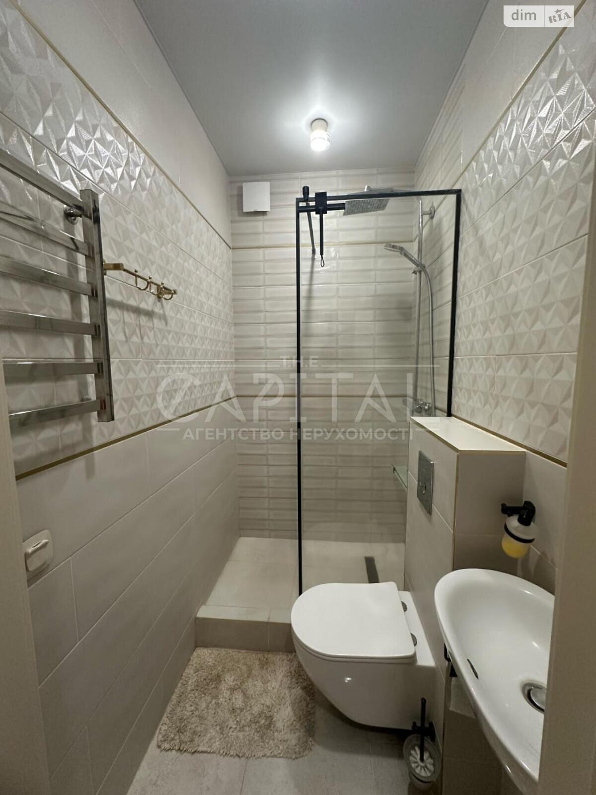 двухэтажный таунхаус, 100 кв. м, кирпич. Продажа в Киеве район Новая Дарница фото 1 двухэтажный таунхаус, 100 кв. м, кирпич. Продажа в Киеве район Новая Дарница фото 1