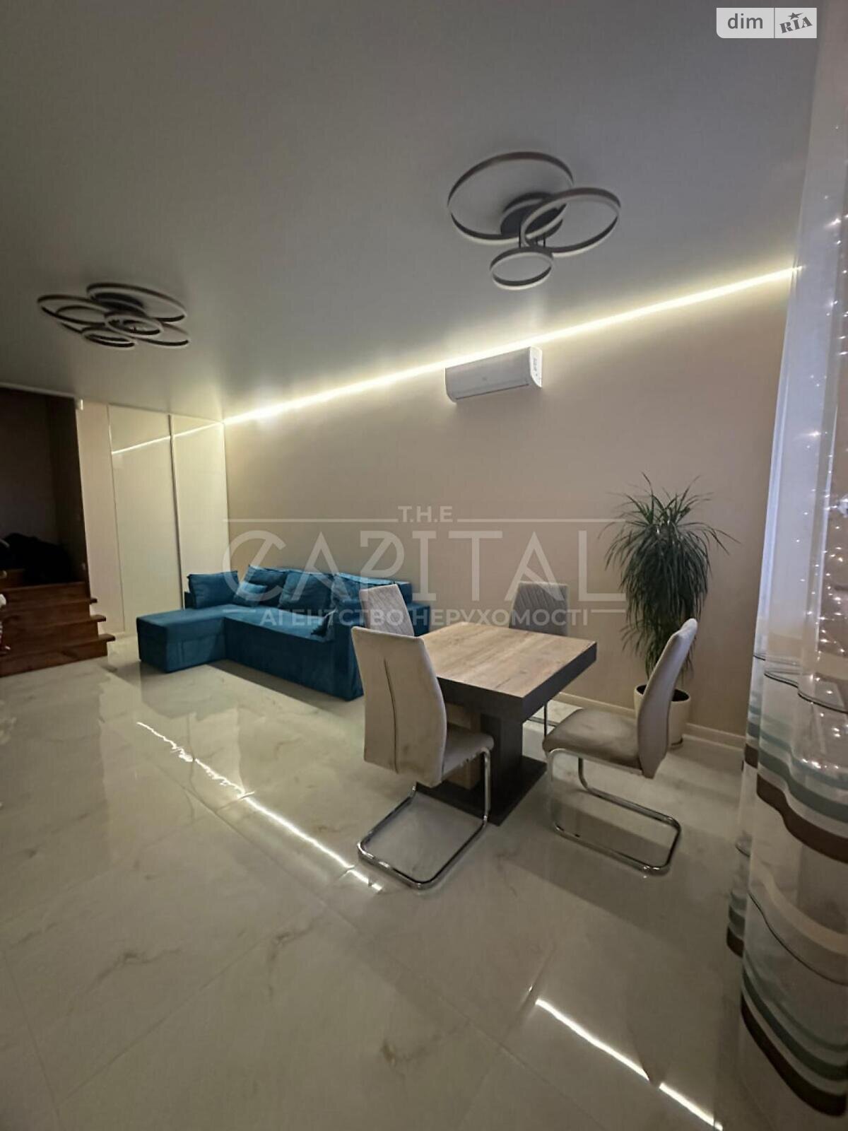 двухэтажный таунхаус, 100 кв. м, кирпич. Продажа в Киеве район Новая Дарница фото 1 двухэтажный таунхаус, 100 кв. м, кирпич. Продажа в Киеве район Новая Дарница фото 1