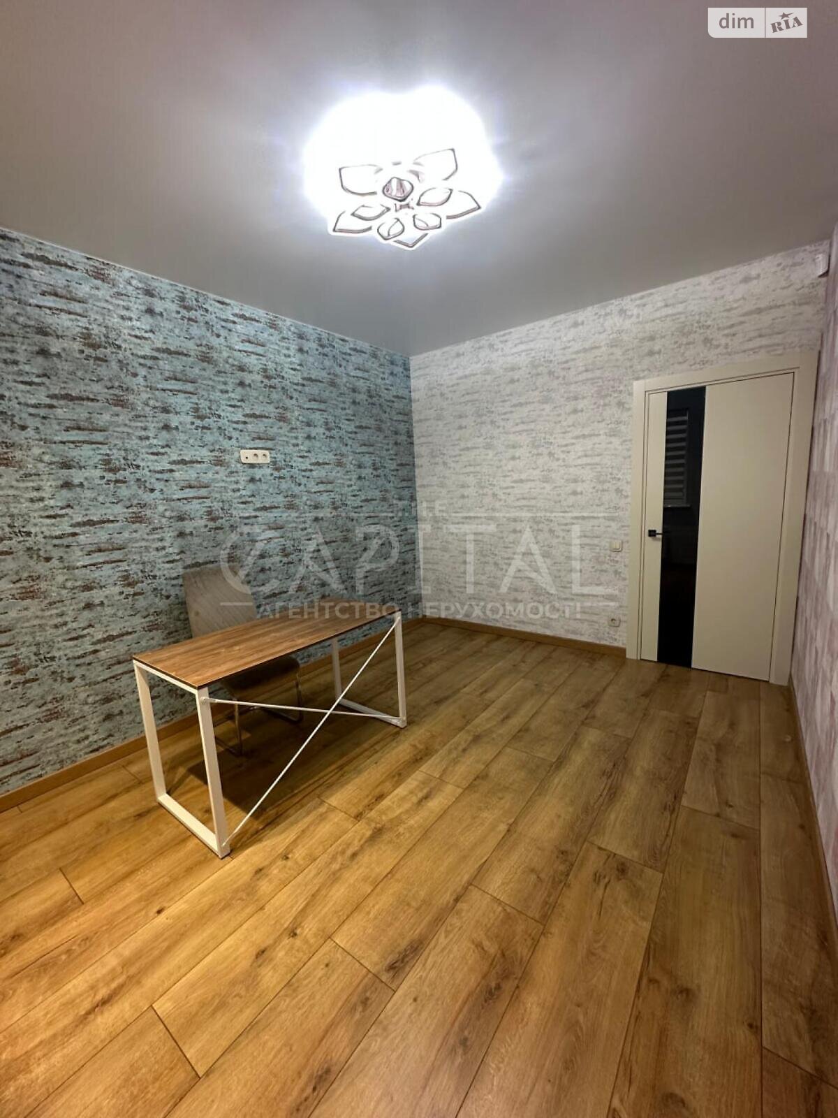 двухэтажный таунхаус, 100 кв. м, кирпич. Продажа в Киеве район Новая Дарница фото 1 двухэтажный таунхаус, 100 кв. м, кирпич. Продажа в Киеве район Новая Дарница фото 1