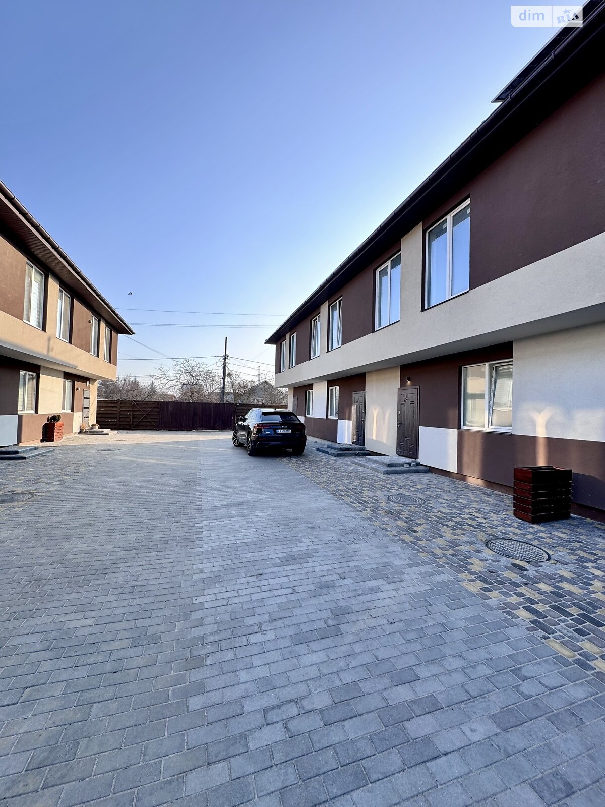 двоповерховий таунхаус, 115 кв. м, газобетон. Продаж в Києві, район Осокорки фото 1 двоповерховий таунхаус, 115 кв. м, газобетон. Продаж в Києві, район Осокорки фото 1