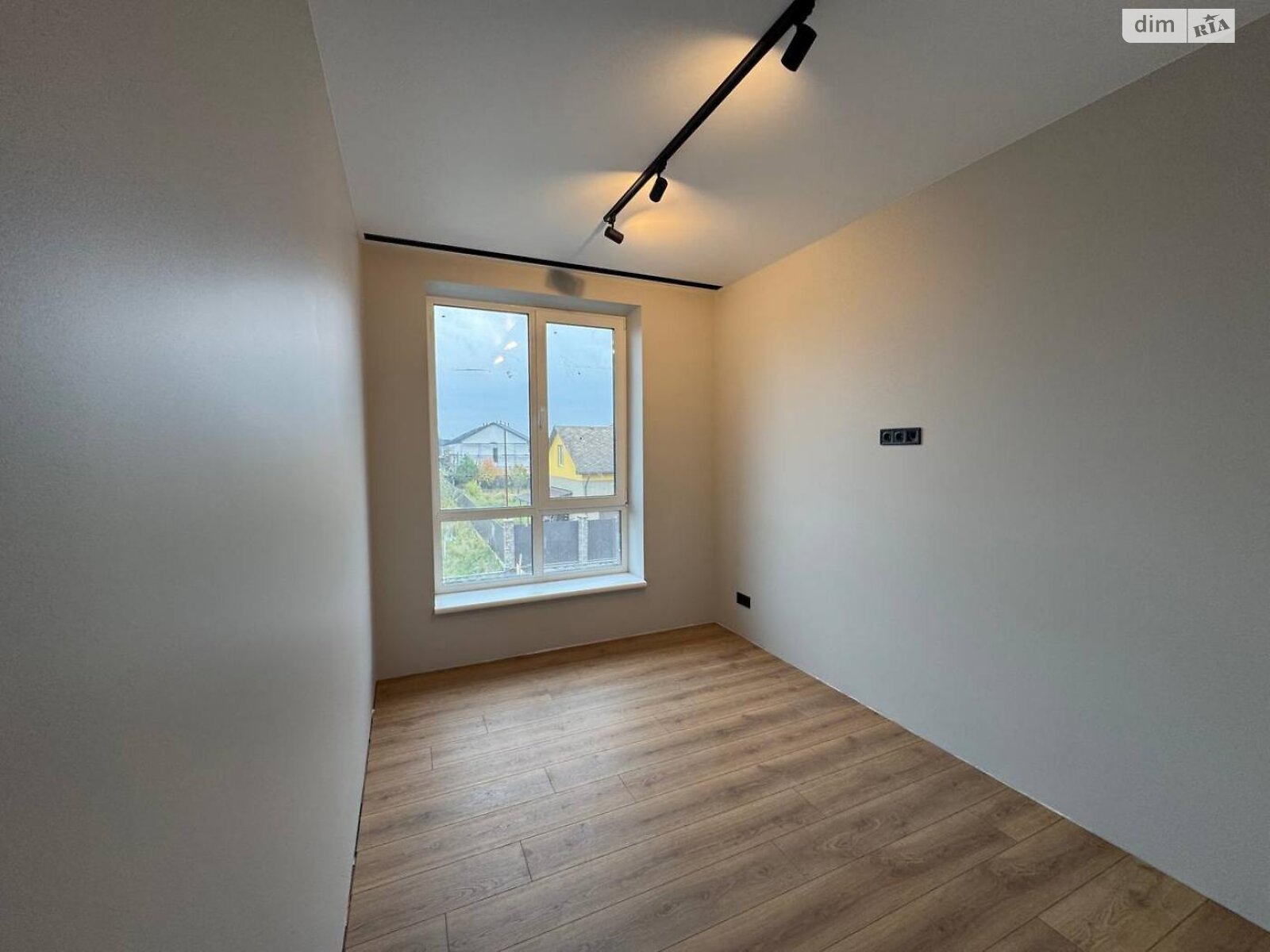 двухэтажный таунхаус, 109 кв. м, кирпич. Продажа в Киеве район Осокорки фото 1