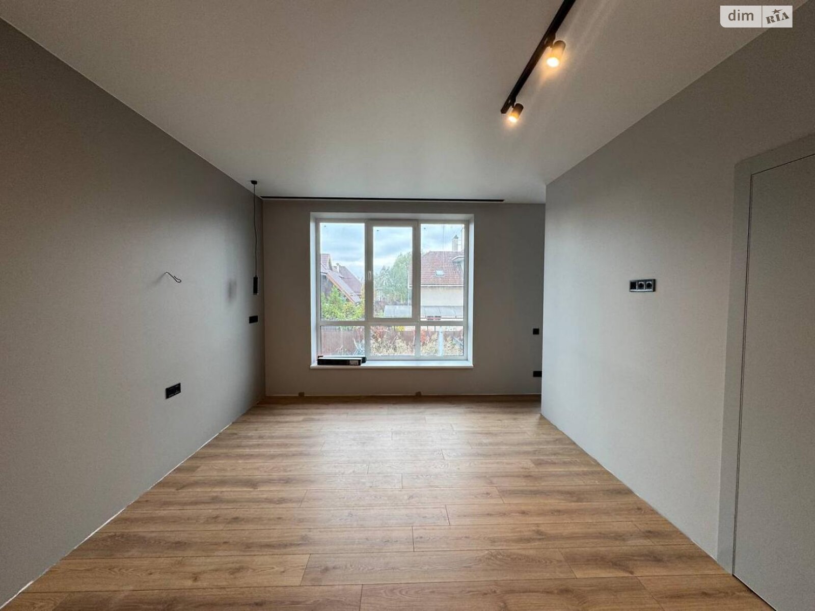 двухэтажный таунхаус, 109 кв. м, кирпич. Продажа в Киеве район Осокорки фото 1