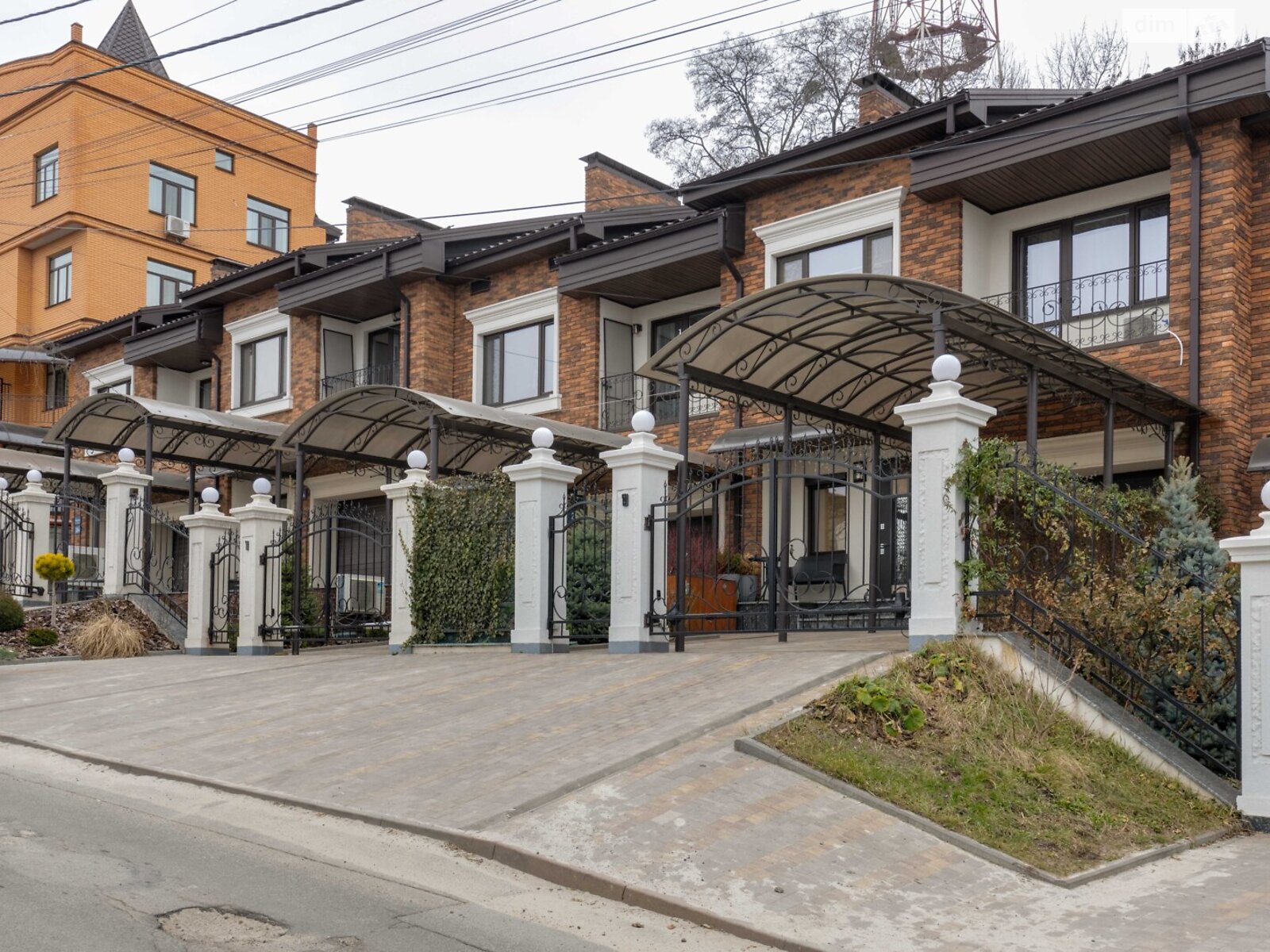 двоповерховий таунхаус, 150 кв. м, цегла. Продаж в Києві, район Подільський фото 1 двоповерховий таунхаус, 150 кв. м, цегла. Продаж в Києві, район Подільський фото 1