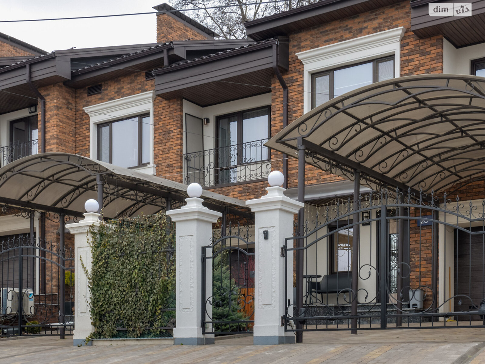 двоповерховий таунхаус, 150 кв. м, цегла. Продаж в Києві, район Подільський фото 1 двоповерховий таунхаус, 150 кв. м, цегла. Продаж в Києві, район Подільський фото 1