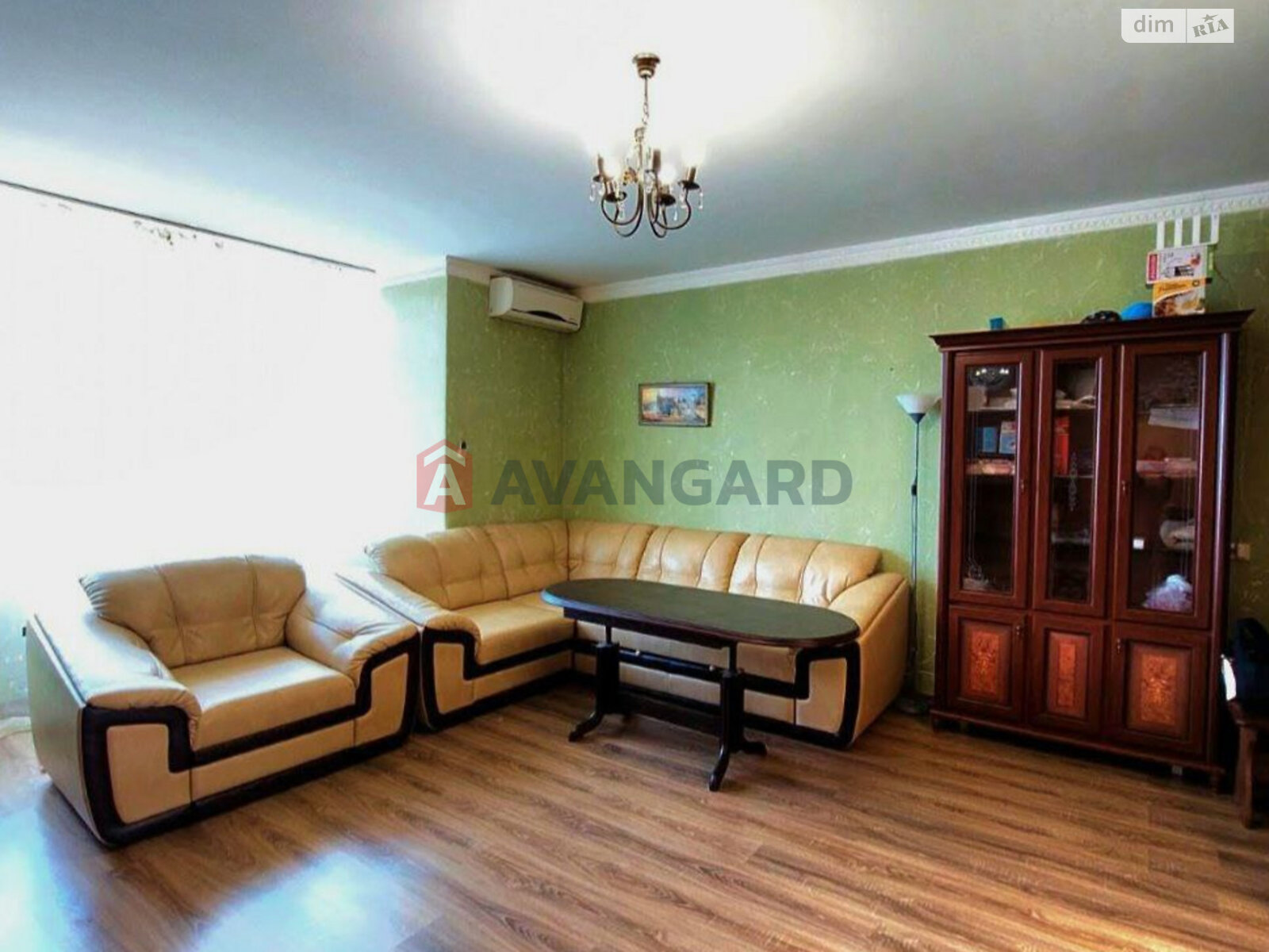 чотириповерховий таунхаус, 135.7 кв. м, кирпич. Продаж в Києві, район Святошинський фото 1 чотириповерховий таунхаус, 135.7 кв. м, кирпич. Продаж в Києві, район Святошинський фото 1