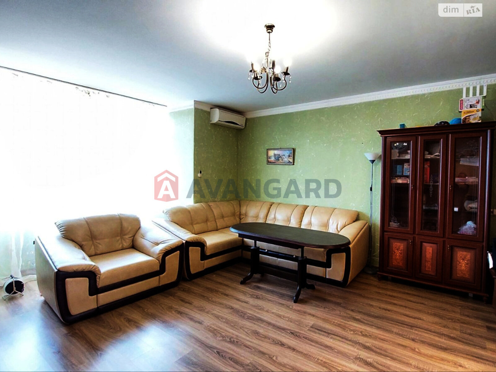 чотириповерховий таунхаус, 135.7 кв. м, кирпич. Продаж в Києві, район Святошинський фото 1 чотириповерховий таунхаус, 135.7 кв. м, кирпич. Продаж в Києві, район Святошинський фото 1