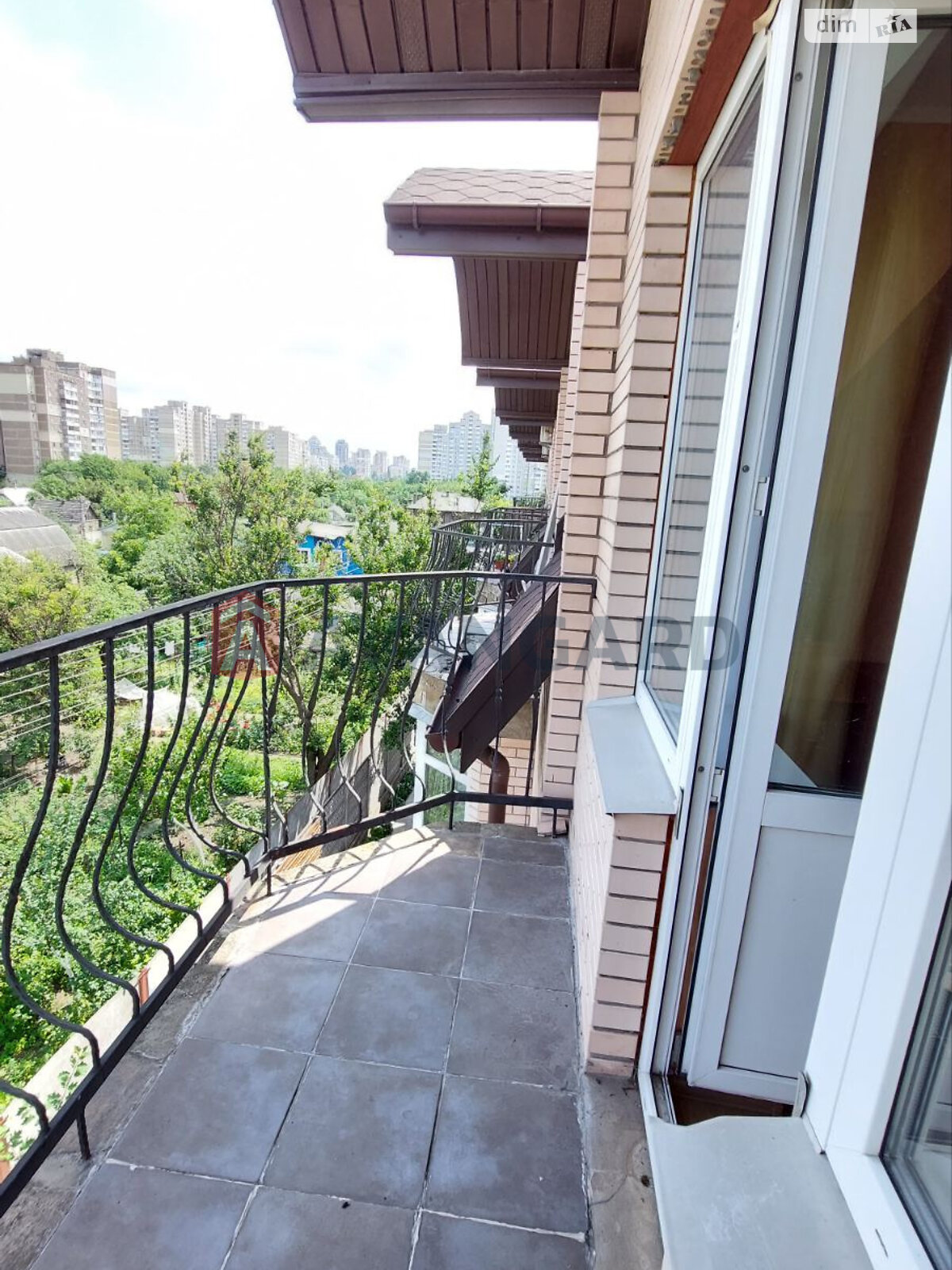 чотириповерховий таунхаус, 135.7 кв. м, кирпич. Продаж в Києві, район Святошинський фото 1 чотириповерховий таунхаус, 135.7 кв. м, кирпич. Продаж в Києві, район Святошинський фото 1