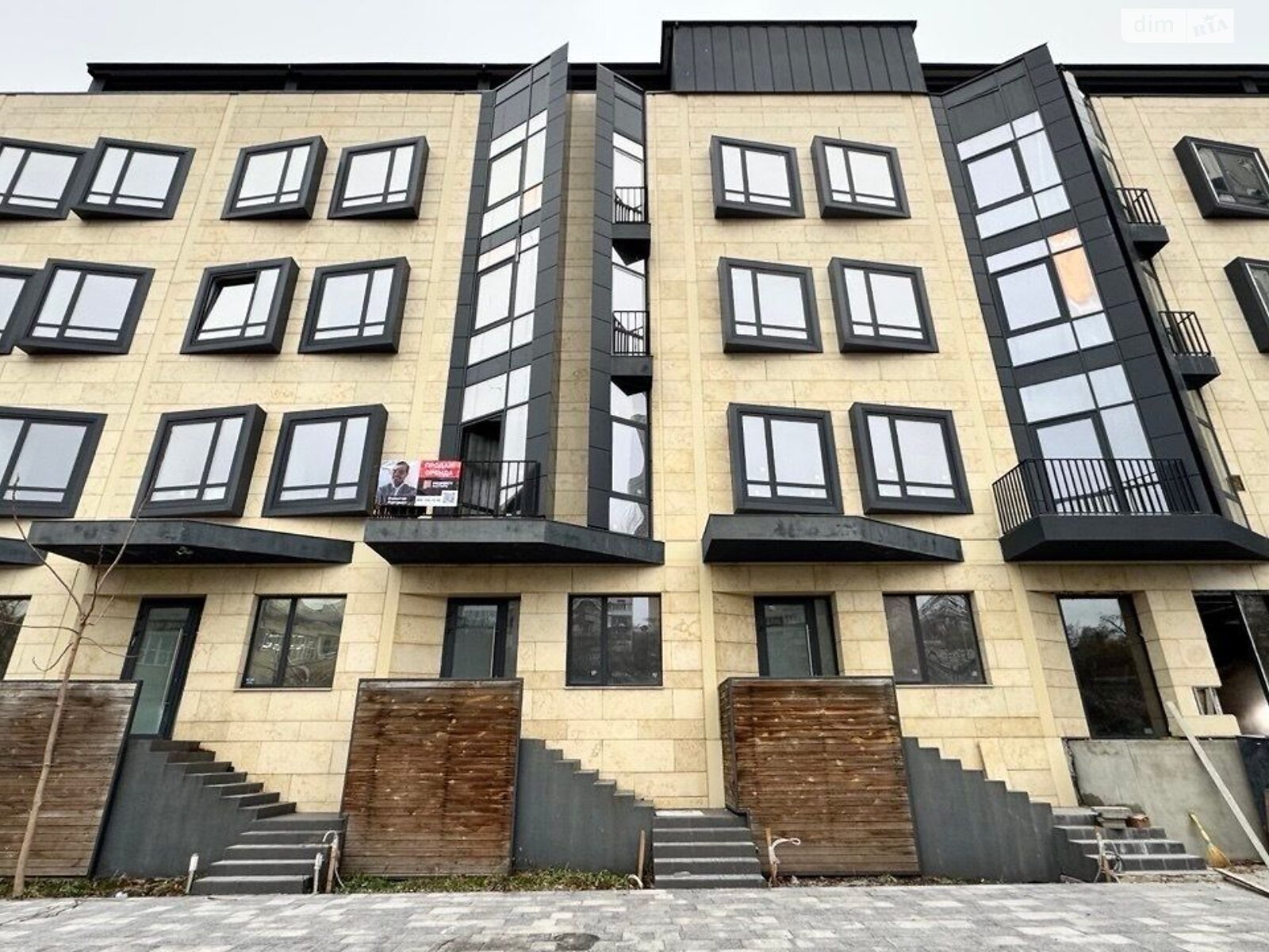 п`ятиповерховий таунхаус, 800 кв. м, цегла. Продаж в Києві, район Звіринець фото 1 п`ятиповерховий таунхаус, 800 кв. м, цегла. Продаж в Києві, район Звіринець фото 1