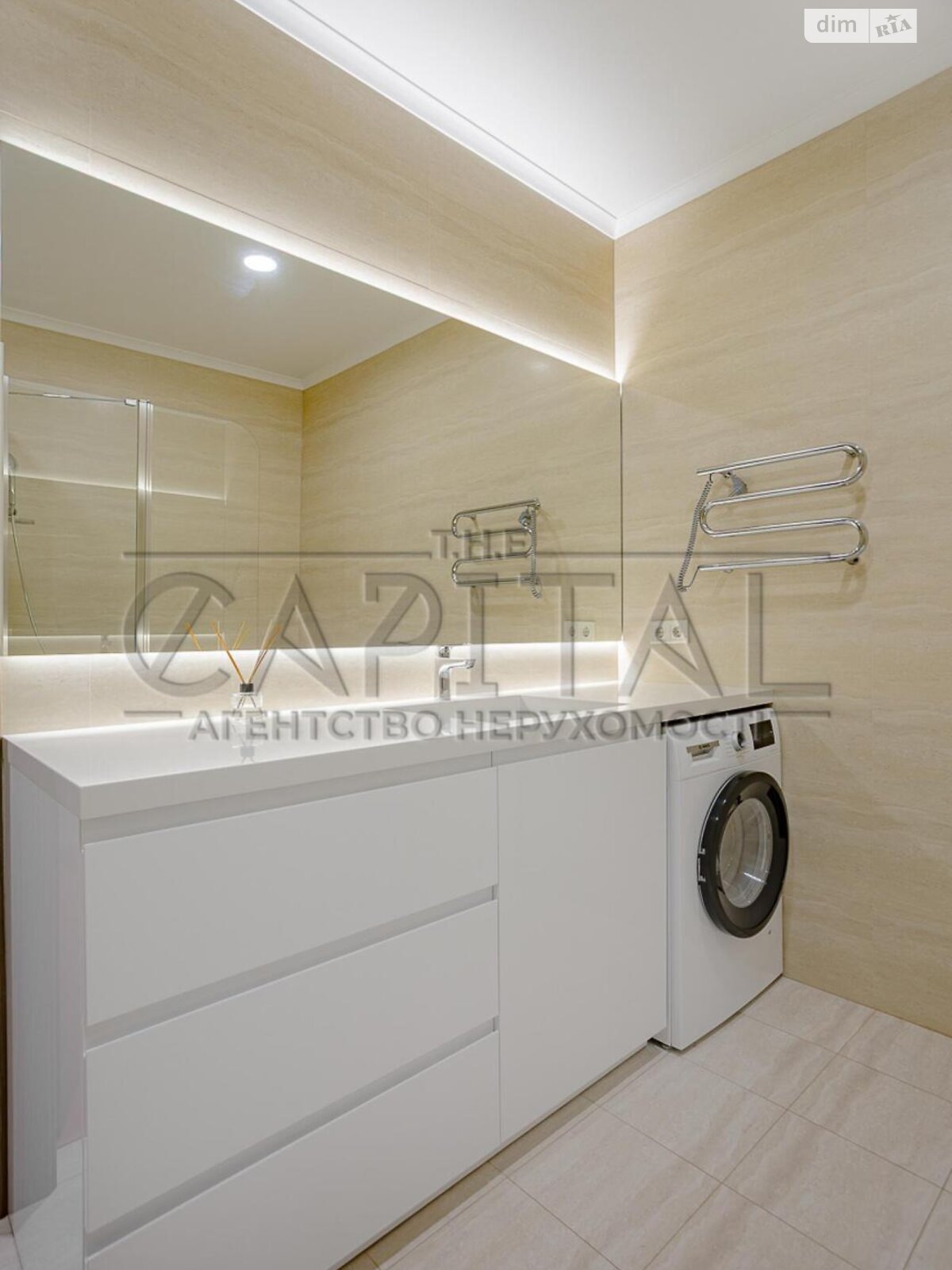 двухэтажный таунхаус, 113 кв. м, кирпич. Продажа в Киеве район Жуляны фото 1