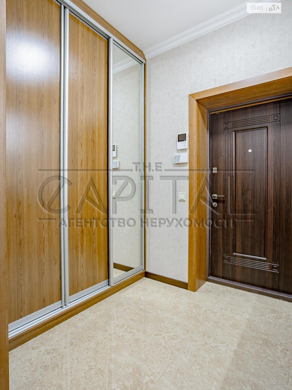 двухэтажный таунхаус, 113 кв. м, кирпич. Продажа в Киеве район Жуляны фото 1