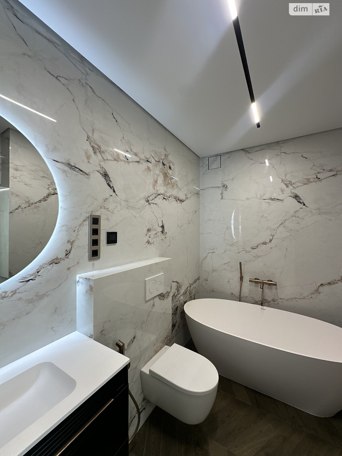 двухэтажный таунхаус, 155 кв. м, кирпич. Продажа в Концове фото 1 двухэтажный таунхаус, 155 кв. м, кирпич. Продажа в Концове фото 1