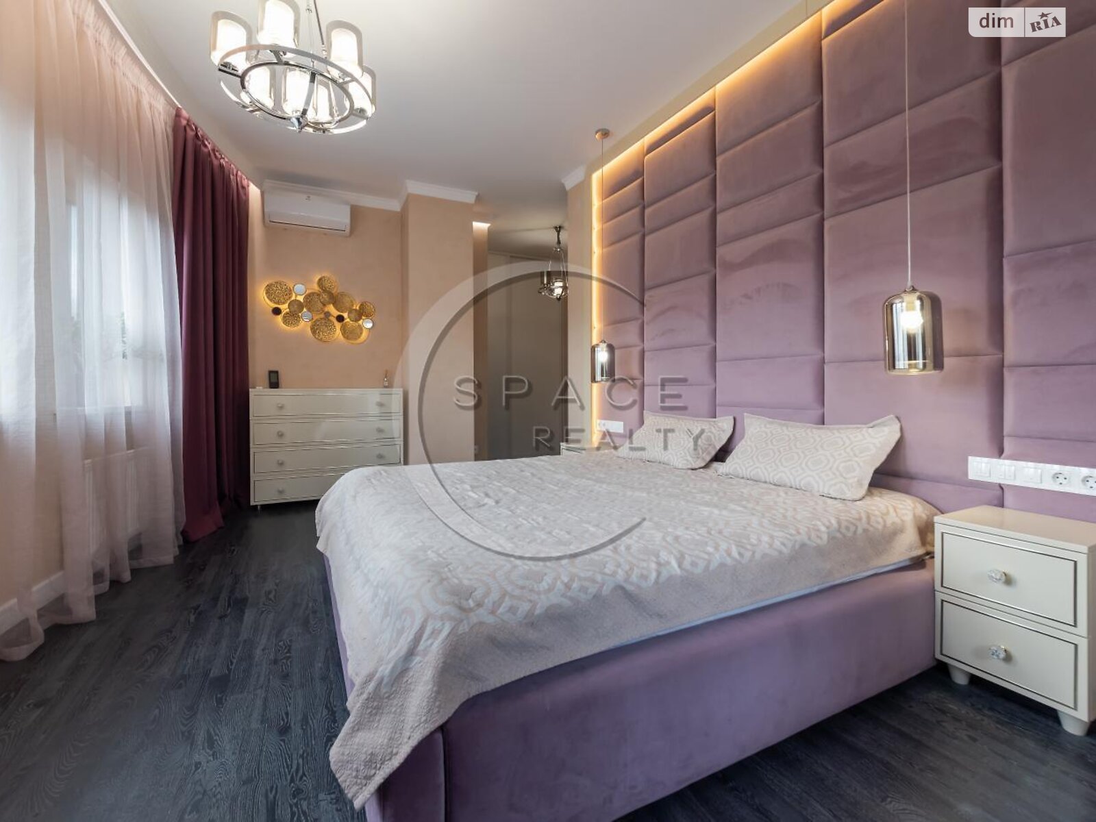 трехэтажный таунхаус, 205 кв. м, кирпич. Продажа в Козине фото 1 трехэтажный таунхаус, 205 кв. м, кирпич. Продажа в Козине фото 1