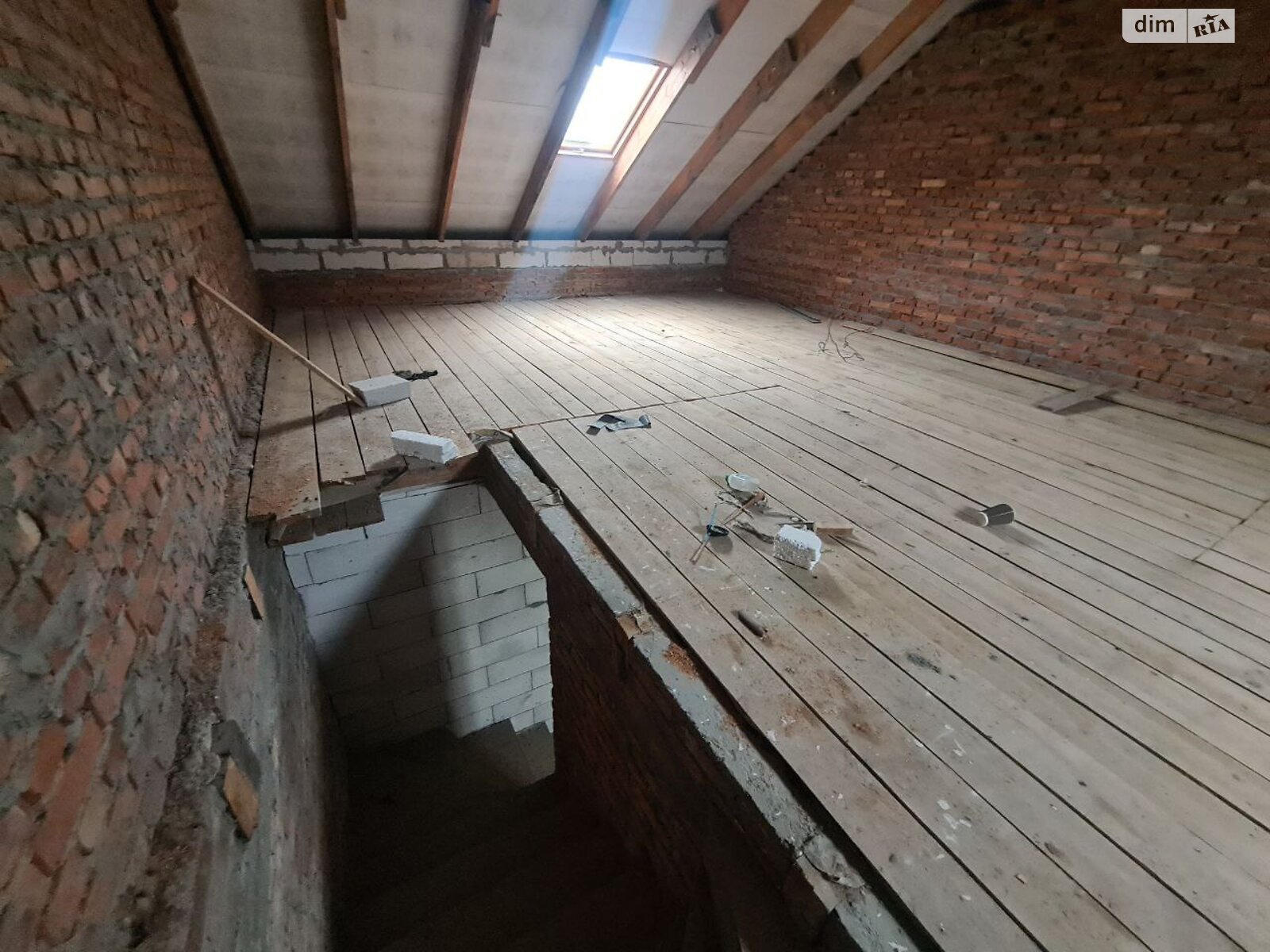 триповерховий таунхаус, 164 кв. м, цегла. Продаж в Кременці, район Кременець фото 1 триповерховий таунхаус, 164 кв. м, цегла. Продаж в Кременці, район Кременець фото 1