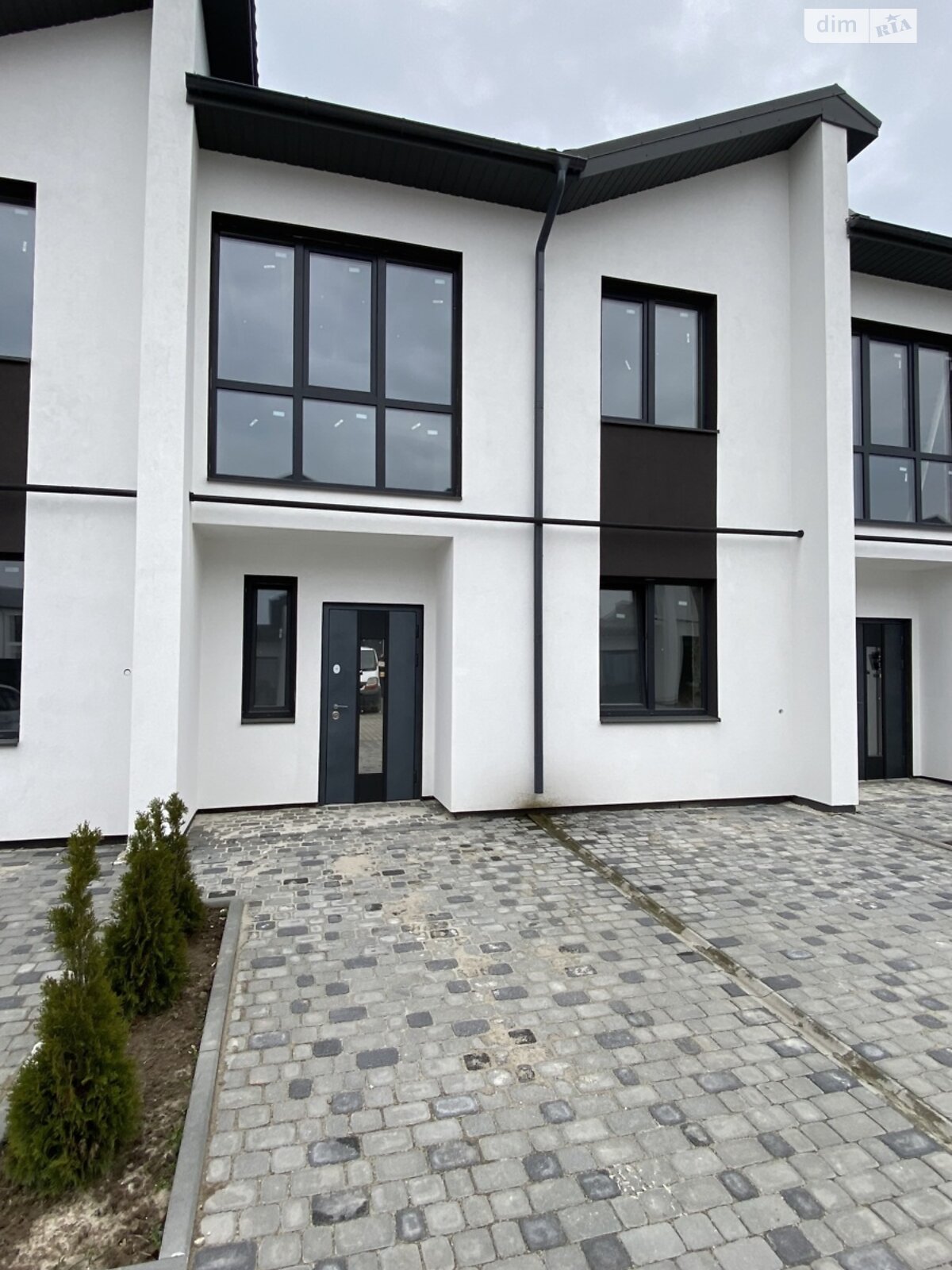 двоповерховий таунхаус, 135 кв. м, цегла. Продаж у Крихівцях фото 1 двоповерховий таунхаус, 135 кв. м, цегла. Продаж у Крихівцях фото 1