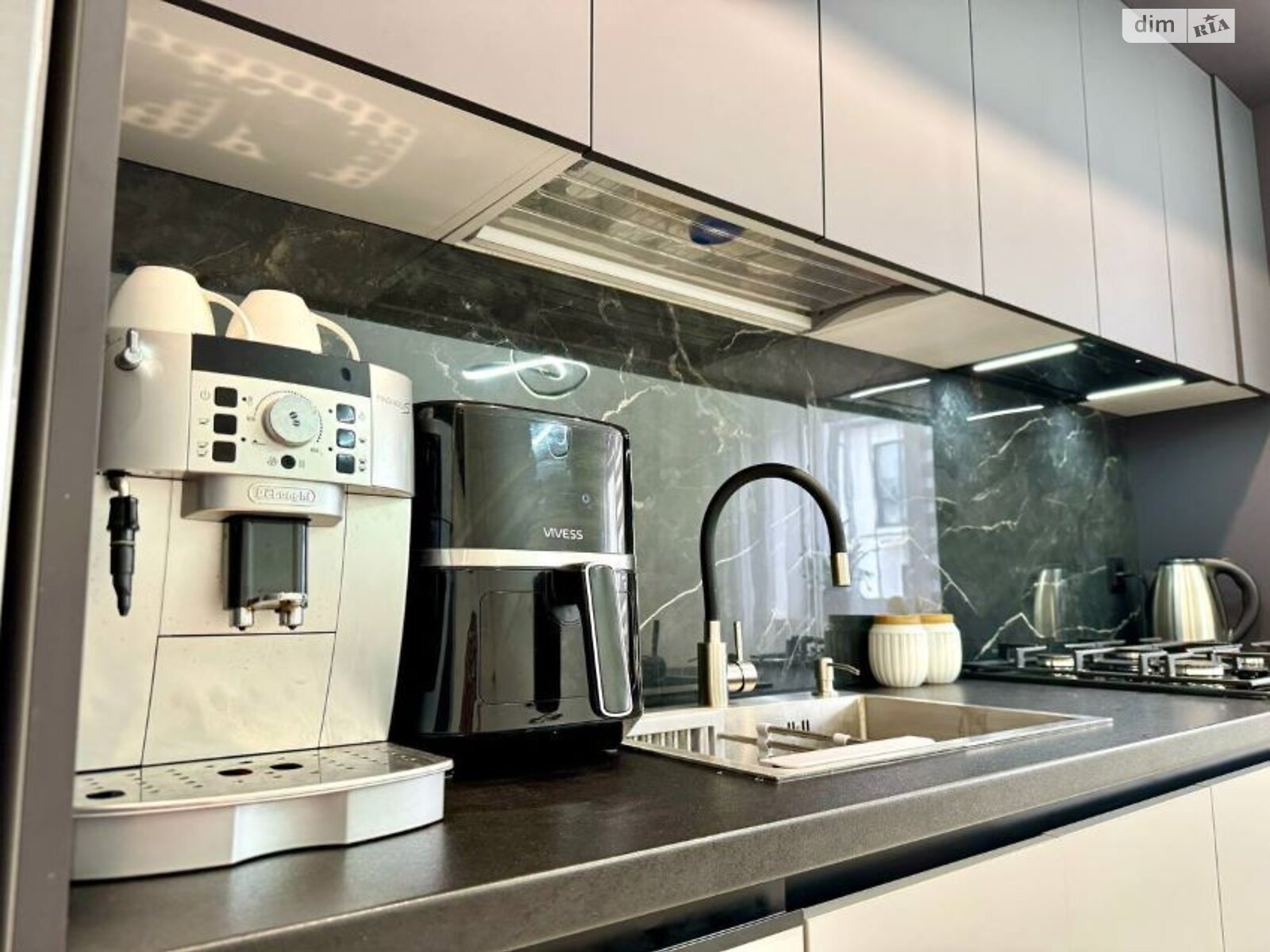 двухэтажный таунхаус, 120 кв. м, кирпич. Продажа в Криховцах фото 1