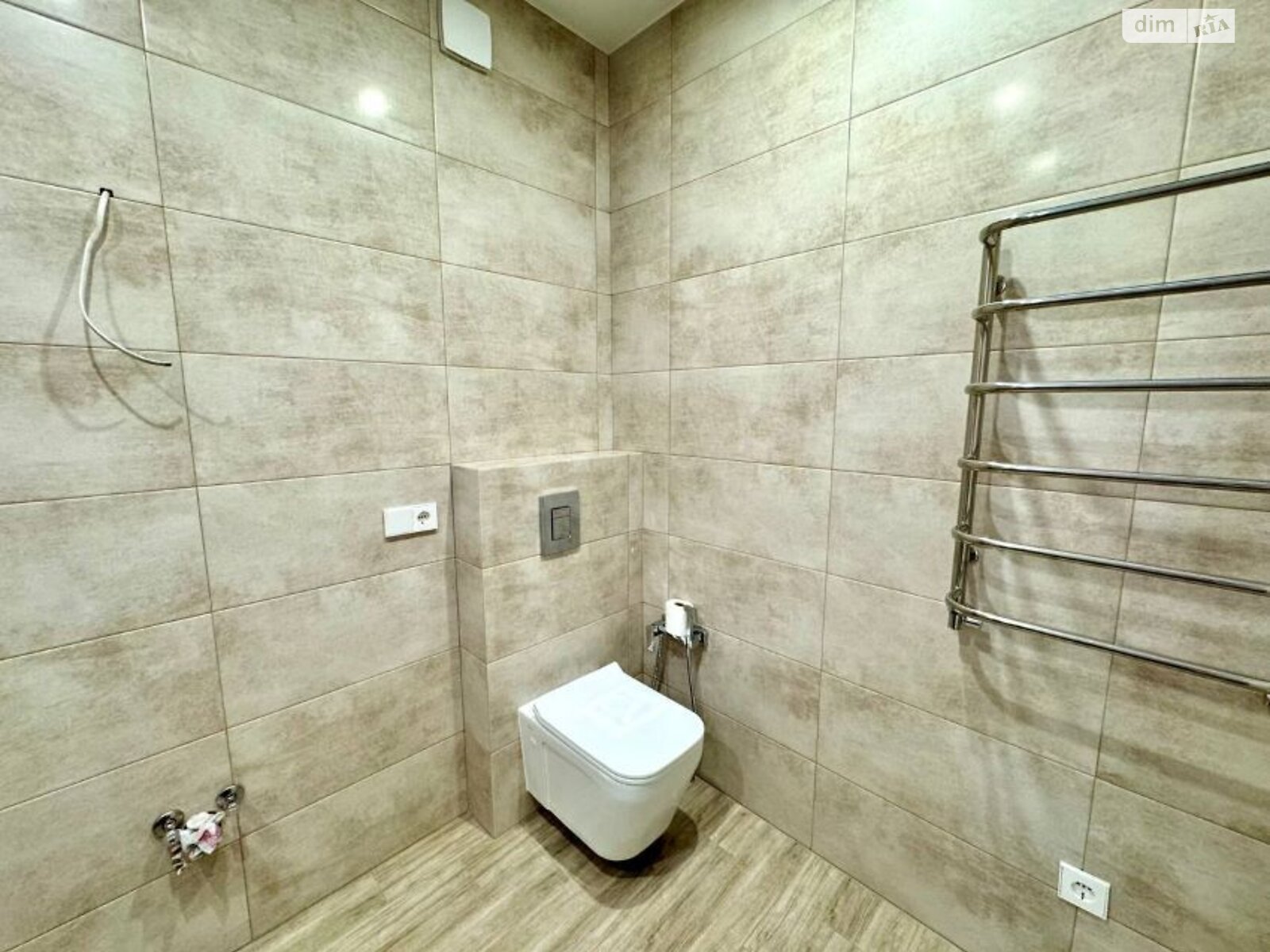 двухэтажный таунхаус, 120 кв. м, кирпич. Продажа в Криховцах фото 1