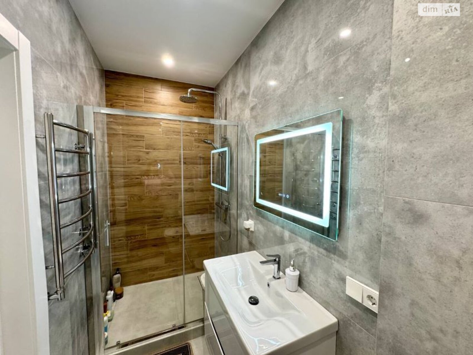 двухэтажный таунхаус, 120 кв. м, кирпич. Продажа в Криховцах фото 1