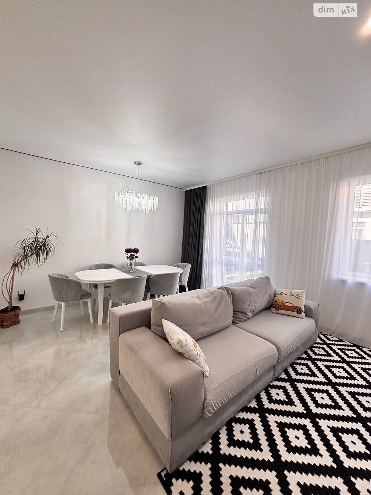 двухэтажный таунхаус, 120 кв. м, кирпич. Продажа в Криховцах фото 1