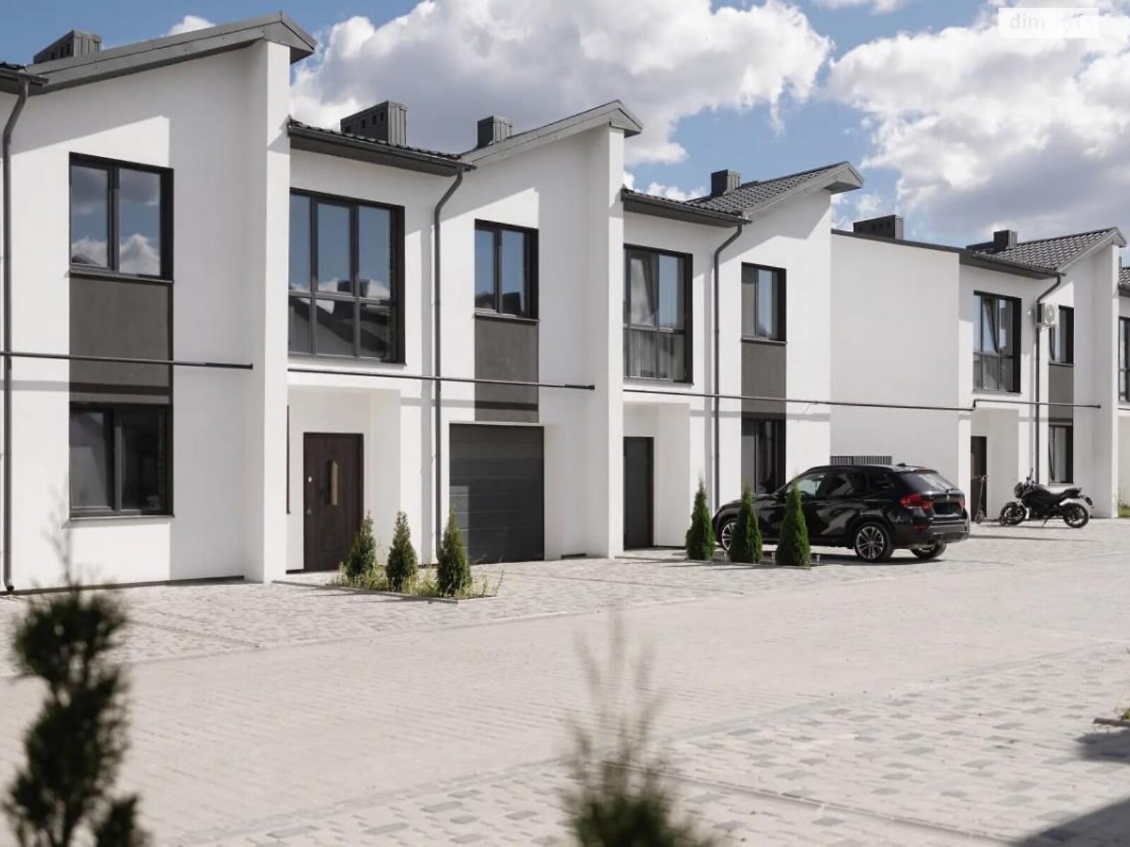 двухэтажный таунхаус, 124.3 кв. м, кирпич. Продажа в Криховцах фото 1 двухэтажный таунхаус, 124.3 кв. м, кирпич. Продажа в Криховцах фото 1