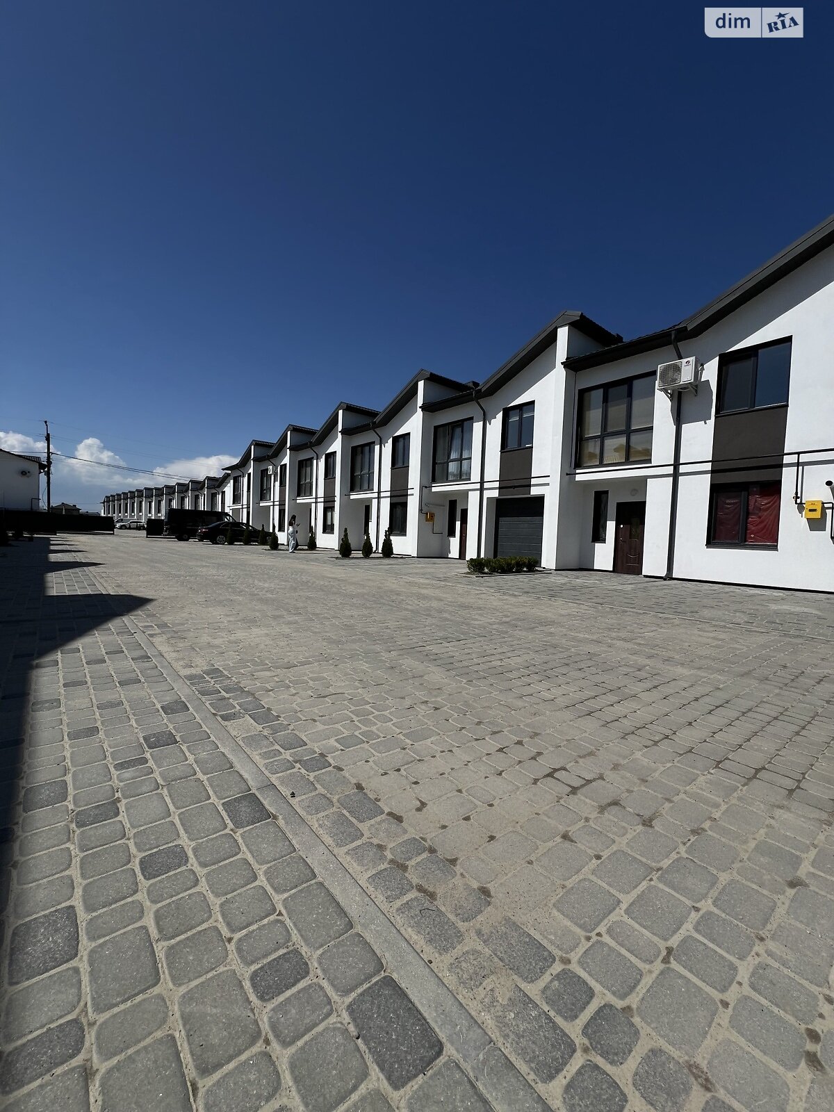 двухэтажный таунхаус, 124.3 кв. м, кирпич. Продажа в Криховцах фото 1 двухэтажный таунхаус, 124.3 кв. м, кирпич. Продажа в Криховцах фото 1