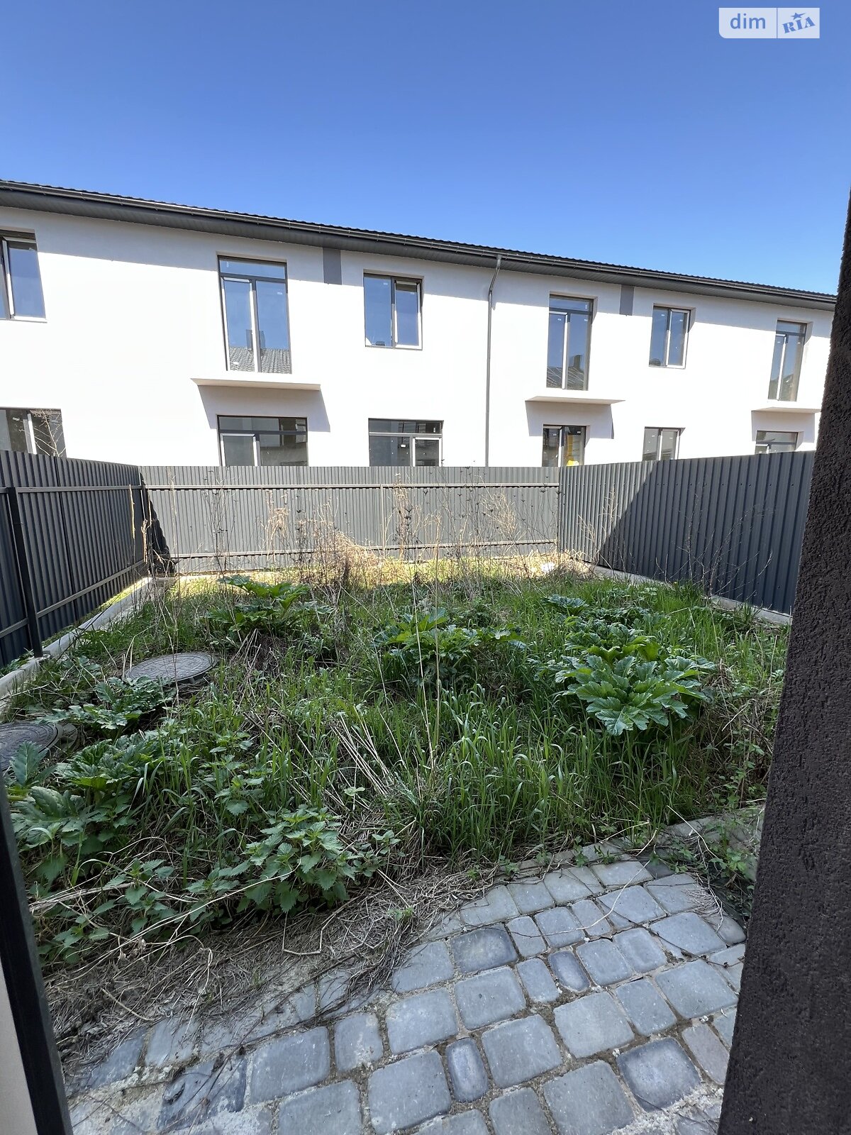 двухэтажный таунхаус, 124.3 кв. м, кирпич. Продажа в Криховцах фото 1 двухэтажный таунхаус, 124.3 кв. м, кирпич. Продажа в Криховцах фото 1