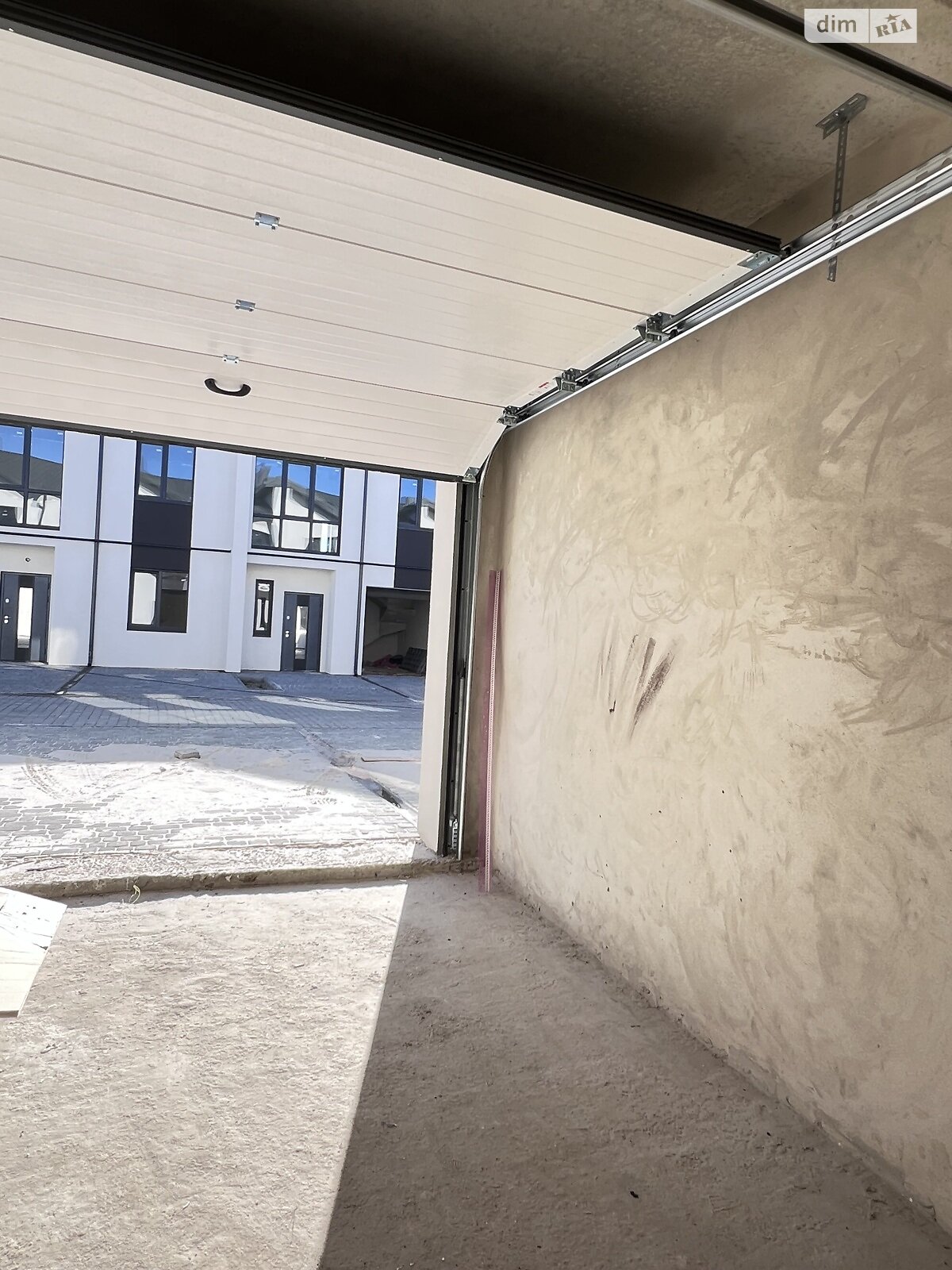 двухэтажный таунхаус, 120 кв. м, кирпич. Продажа в Криховцах фото 1