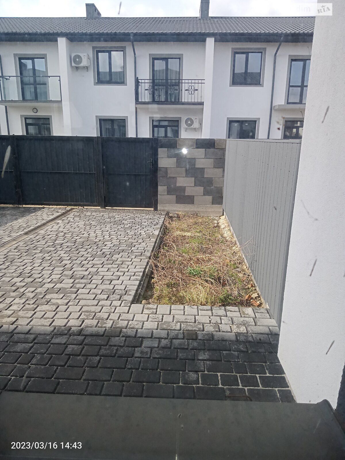 двухэтажный таунхаус, 119.6 кв. м, кирпич. Продажа в Криховцах фото 1 двухэтажный таунхаус, 119.6 кв. м, кирпич. Продажа в Криховцах фото 1