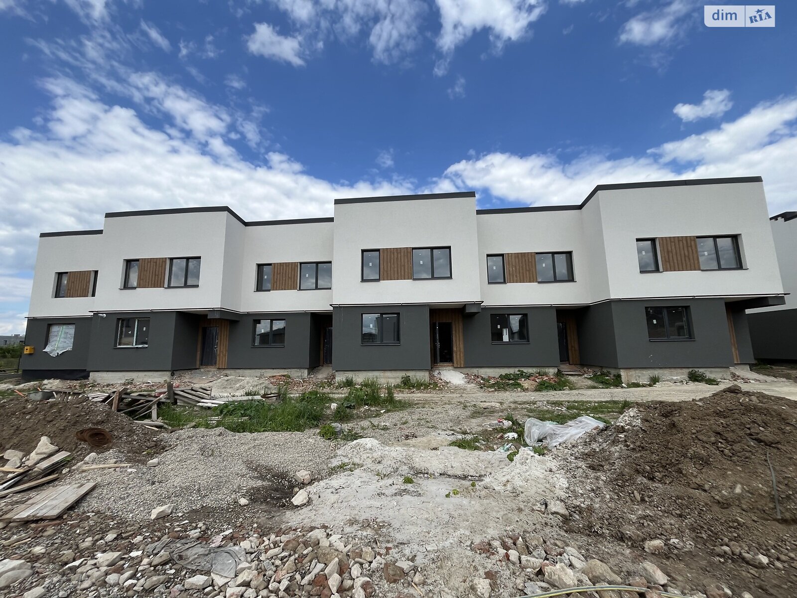 двоповерховий таунхаус, 118 кв. м, цегла. Продаж у Крихівцях фото 1 двоповерховий таунхаус, 118 кв. м, цегла. Продаж у Крихівцях фото 1