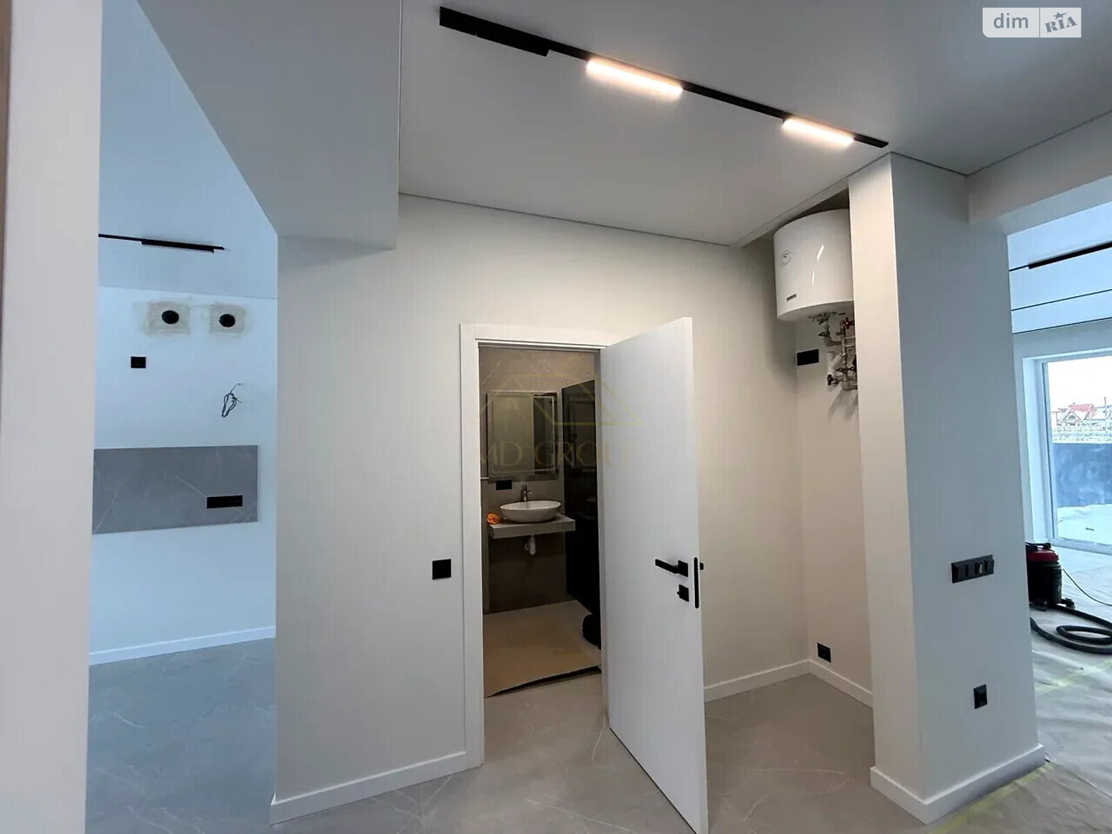 двухэтажный таунхаус, 118 кв. м, кирпич. Продажа в Криховцах фото 1