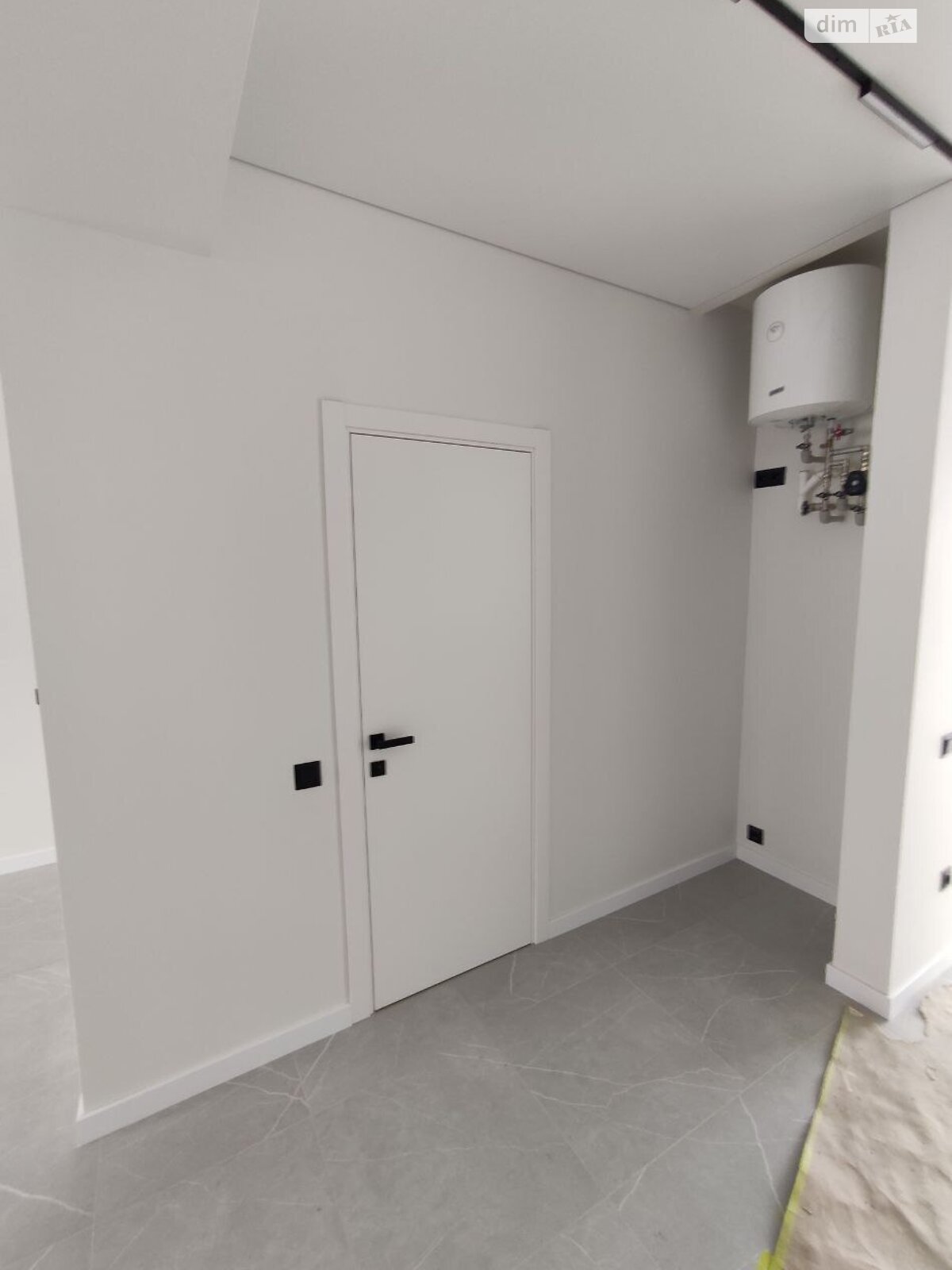 двухэтажный таунхаус, 118 кв. м, кирпич. Продажа в Криховцах фото 1