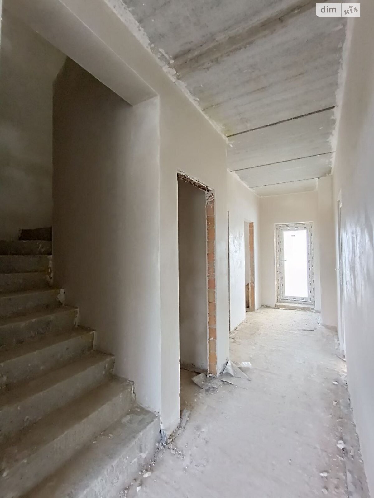 двухэтажный таунхаус, 136.4 кв. м, кирпич. Продажа в Криховцах фото 1 двухэтажный таунхаус, 136.4 кв. м, кирпич. Продажа в Криховцах фото 1