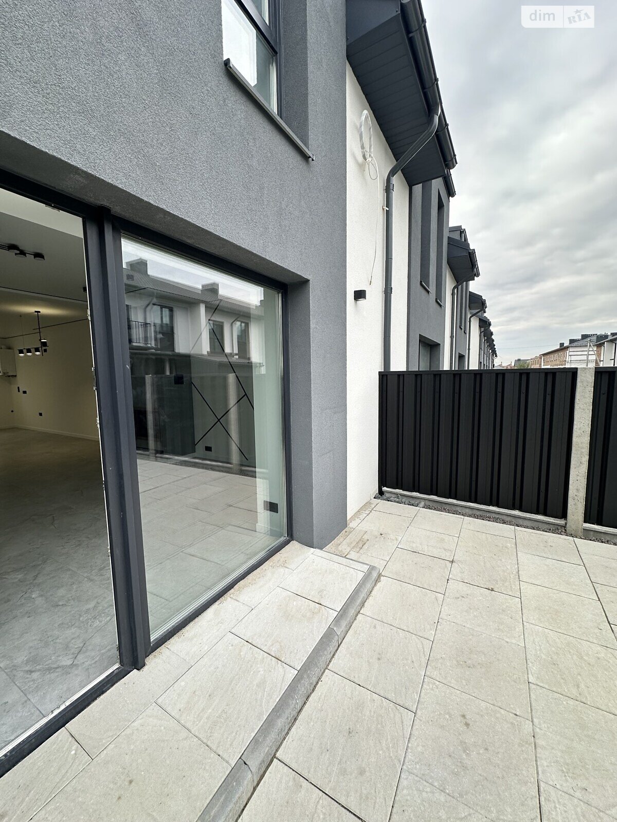 двоповерховий таунхаус, 120 кв. м, кирпич. Продаж у Крихівцях фото 1 двоповерховий таунхаус, 120 кв. м, кирпич. Продаж у Крихівцях фото 1