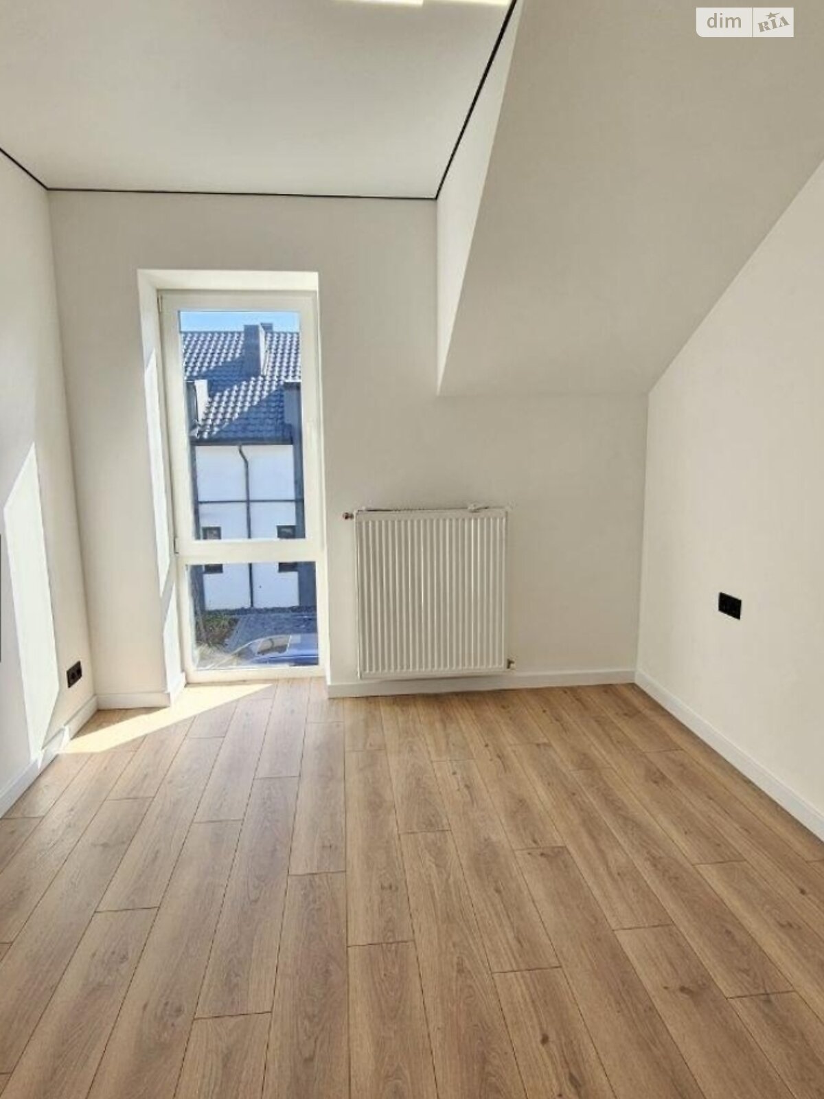 двухэтажный таунхаус, 125 кв. м, кирпич. Продажа в Криховцах фото 1 двухэтажный таунхаус, 125 кв. м, кирпич. Продажа в Криховцах фото 1