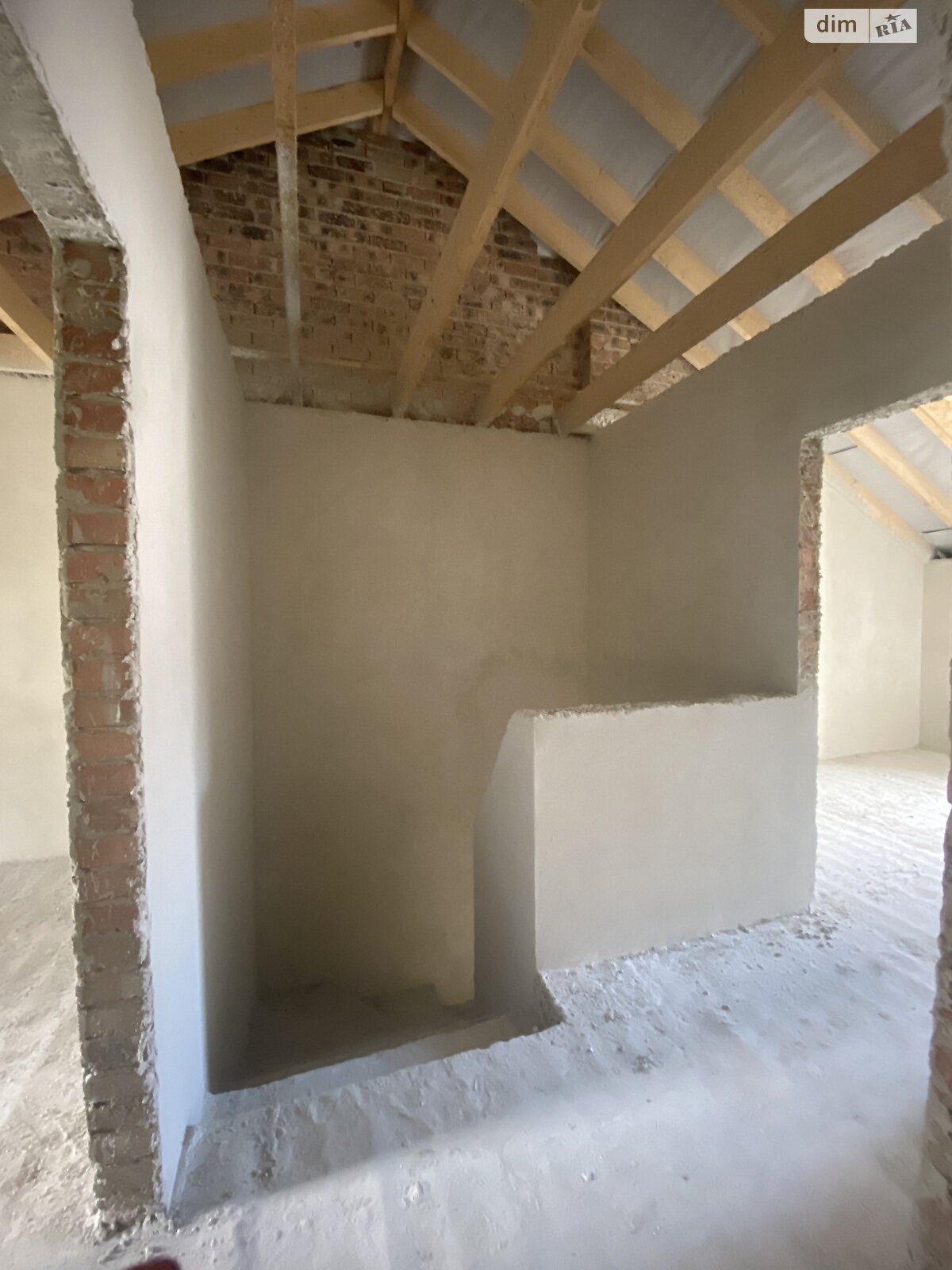 двухэтажный таунхаус, 120 кв. м, кирпич. Продажа в Криховцах фото 1