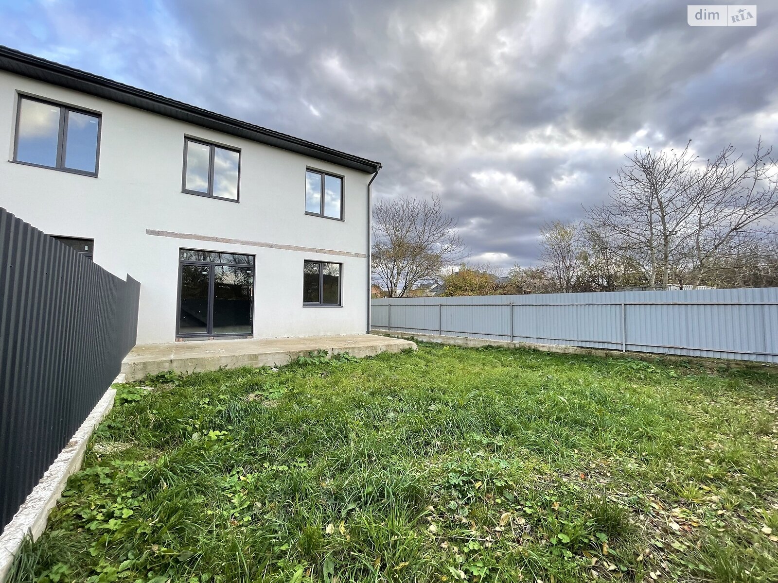 двоповерховий таунхаус, 130 кв. м, цегла. Продаж у Крихівцях фото 1 двоповерховий таунхаус, 130 кв. м, цегла. Продаж у Крихівцях фото 1