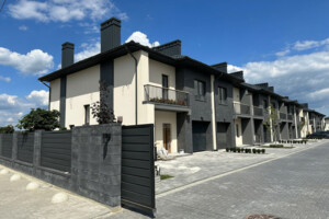 двухэтажный таунхаус, 120 кв. м, кирпич. Продажа в Криховцах фото 2