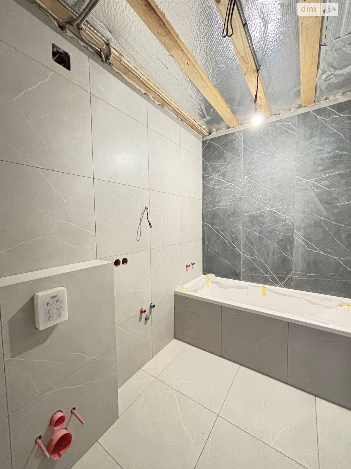 двухэтажный таунхаус, 117 кв. м, кирпич. Продажа в Криховцах фото 1