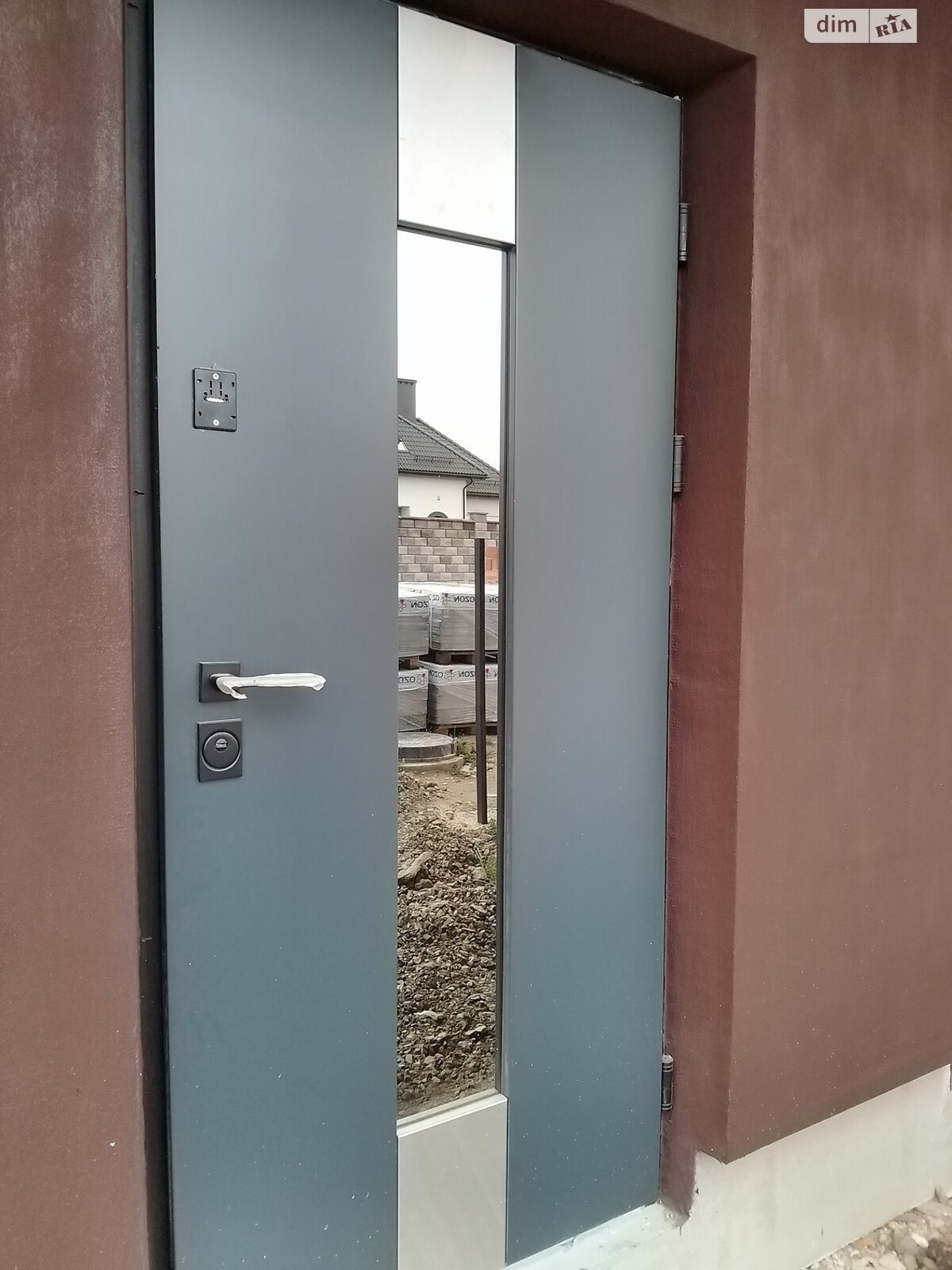 двухэтажный таунхаус, 144 кв. м, кирпич. Продажа в Криховцах фото 1