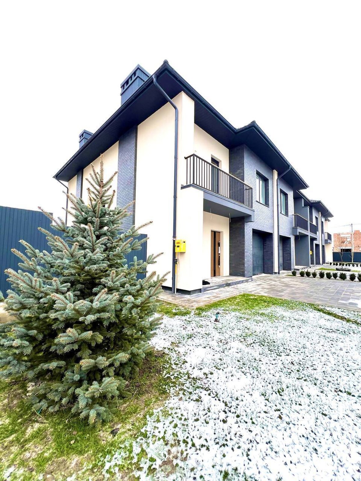 двоповерховий таунхаус, 135.9 кв. м, кирпич. Продаж у Крихівцях фото 1 двоповерховий таунхаус, 135.9 кв. м, кирпич. Продаж у Крихівцях фото 1