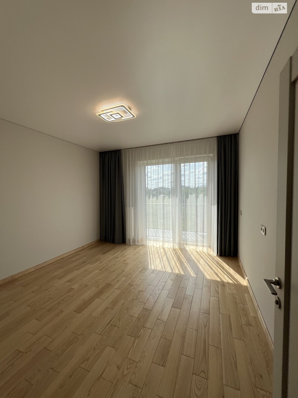 двухэтажный таунхаус, 132.8 кв. м, кирпич. Продажа в Криховцах фото 1 двухэтажный таунхаус, 132.8 кв. м, кирпич. Продажа в Криховцах фото 1