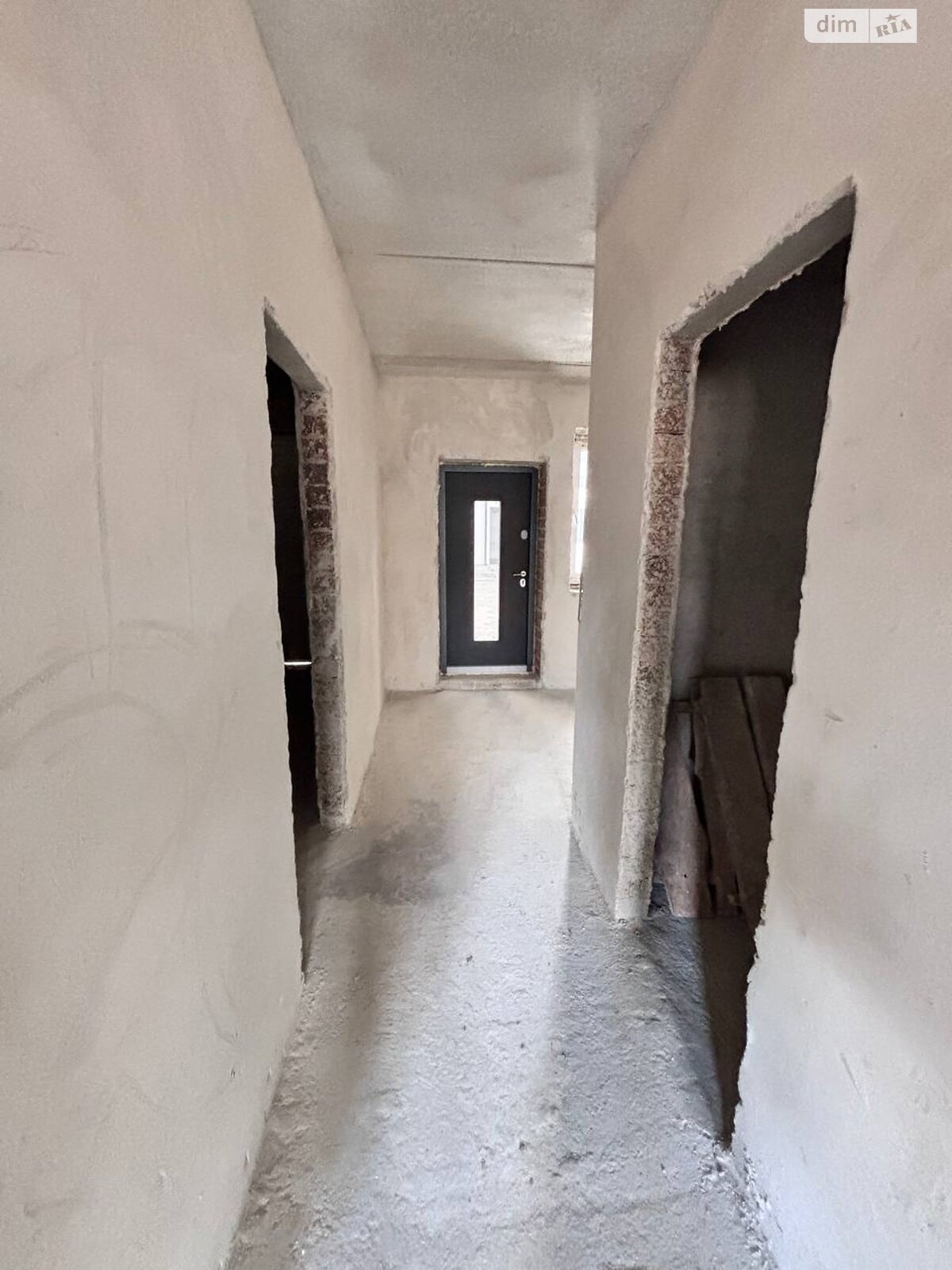 двухэтажный таунхаус, 120 кв. м, кирпич. Продажа в Криховцах фото 1 двухэтажный таунхаус, 120 кв. м, кирпич. Продажа в Криховцах фото 1